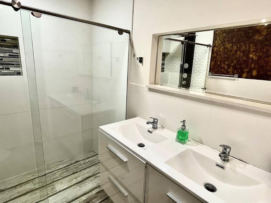 Apartamento Laureles-estadio Luxury Apartamento *