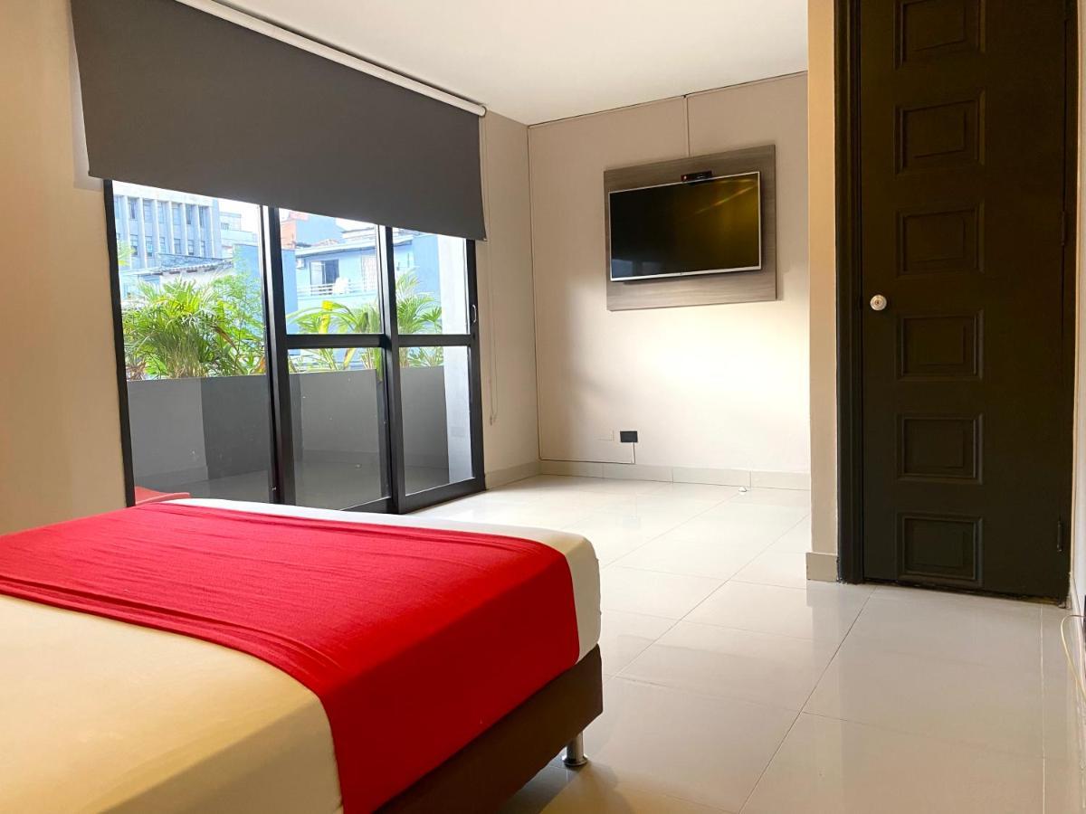 Hotel Latino