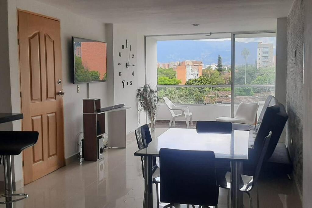 Apartamento Amplio Apartamento Centrico