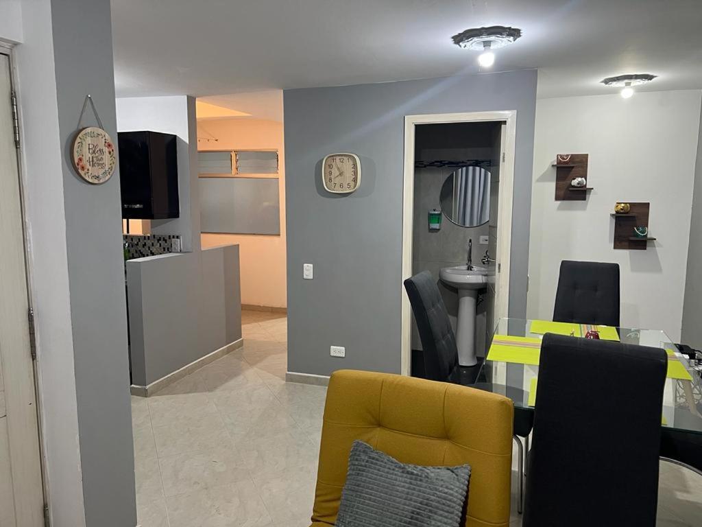 Amoblado Molinos Apartamento Medellín