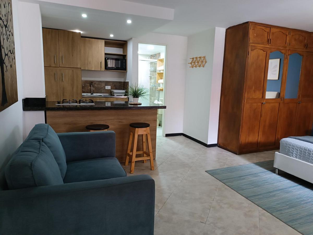 Acogedor Apartaestudio Ubicado En Laureles Medellín