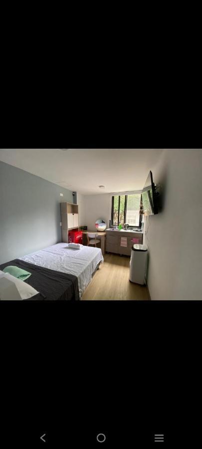 Acogedor Aparta Estudio En Zona Rosa De Laureles * Medellín