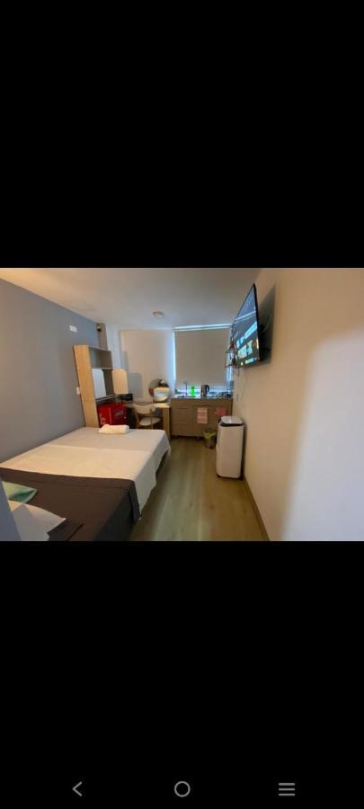 Acogedor Aparta Estudio En Zona Rosa De Laureles Apartamento