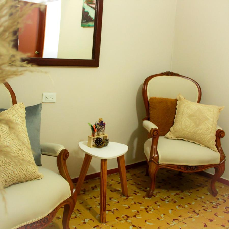 Bed and breakfast Casa Mostaza *