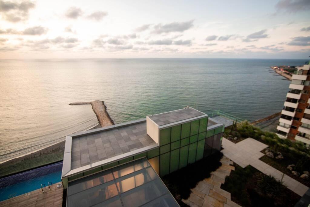 Beachfront Luxury In Bocagrande *