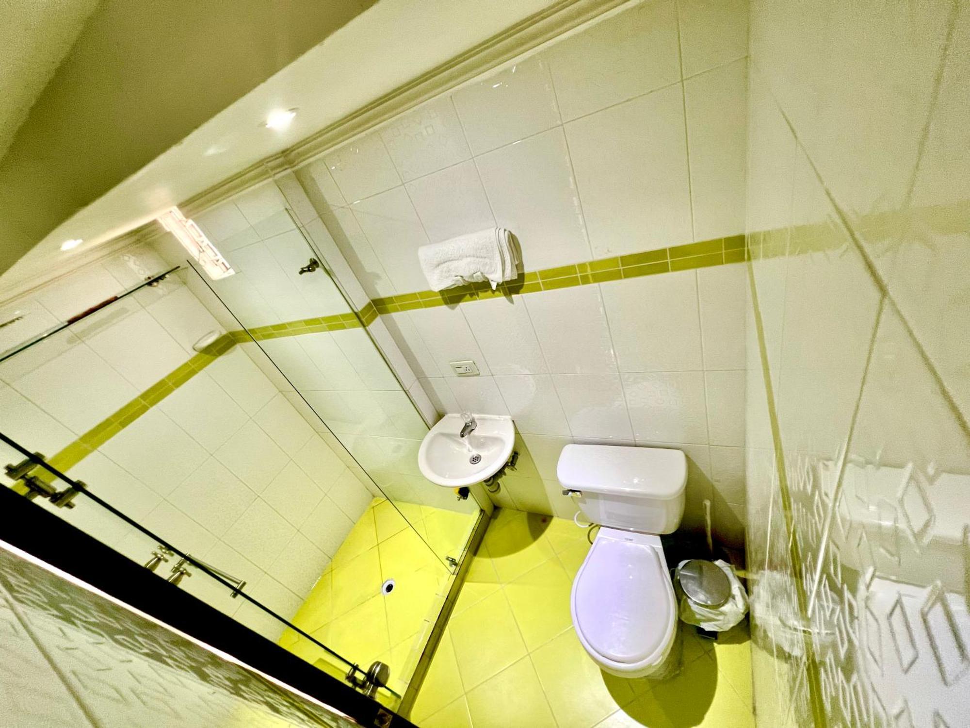 Parque Lleras Poblado Palmas Apartamento *