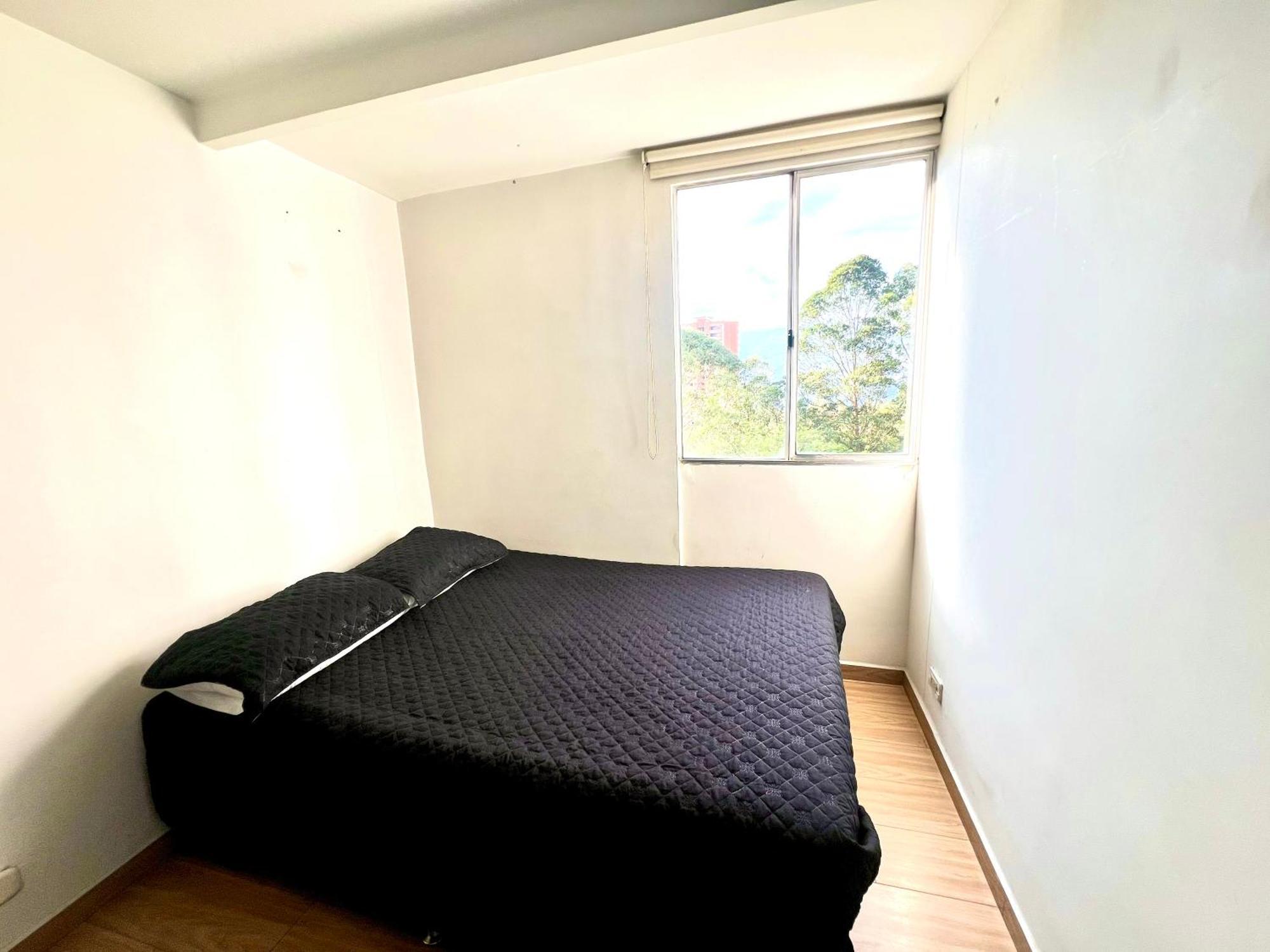 Parque Lleras Poblado Palmas Apartamento *