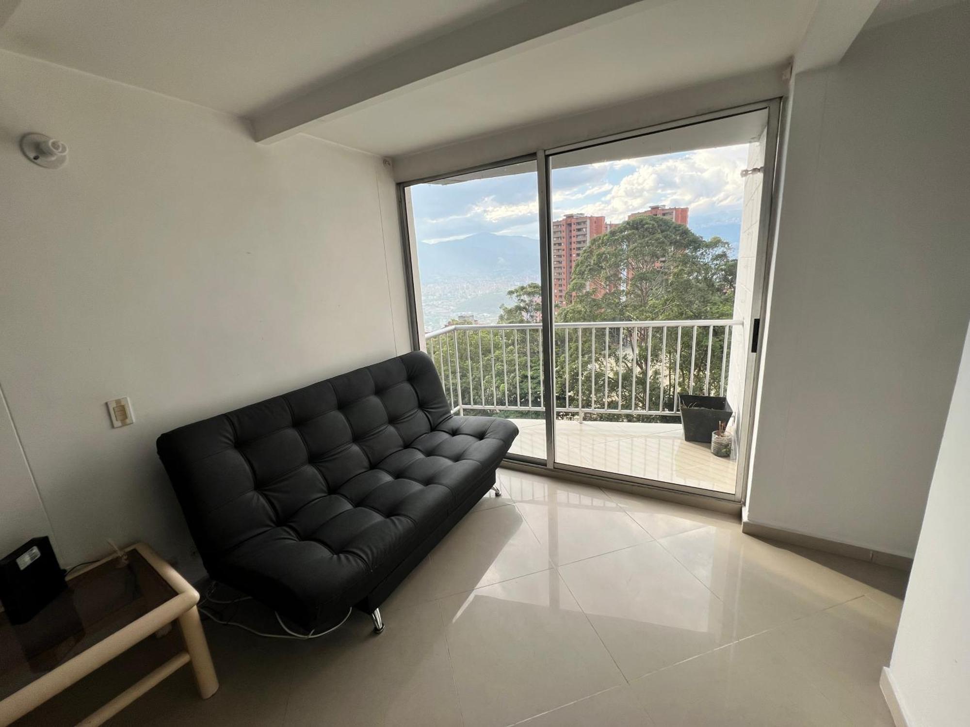 Parque Lleras Poblado Palmas Apartamento Medellín
