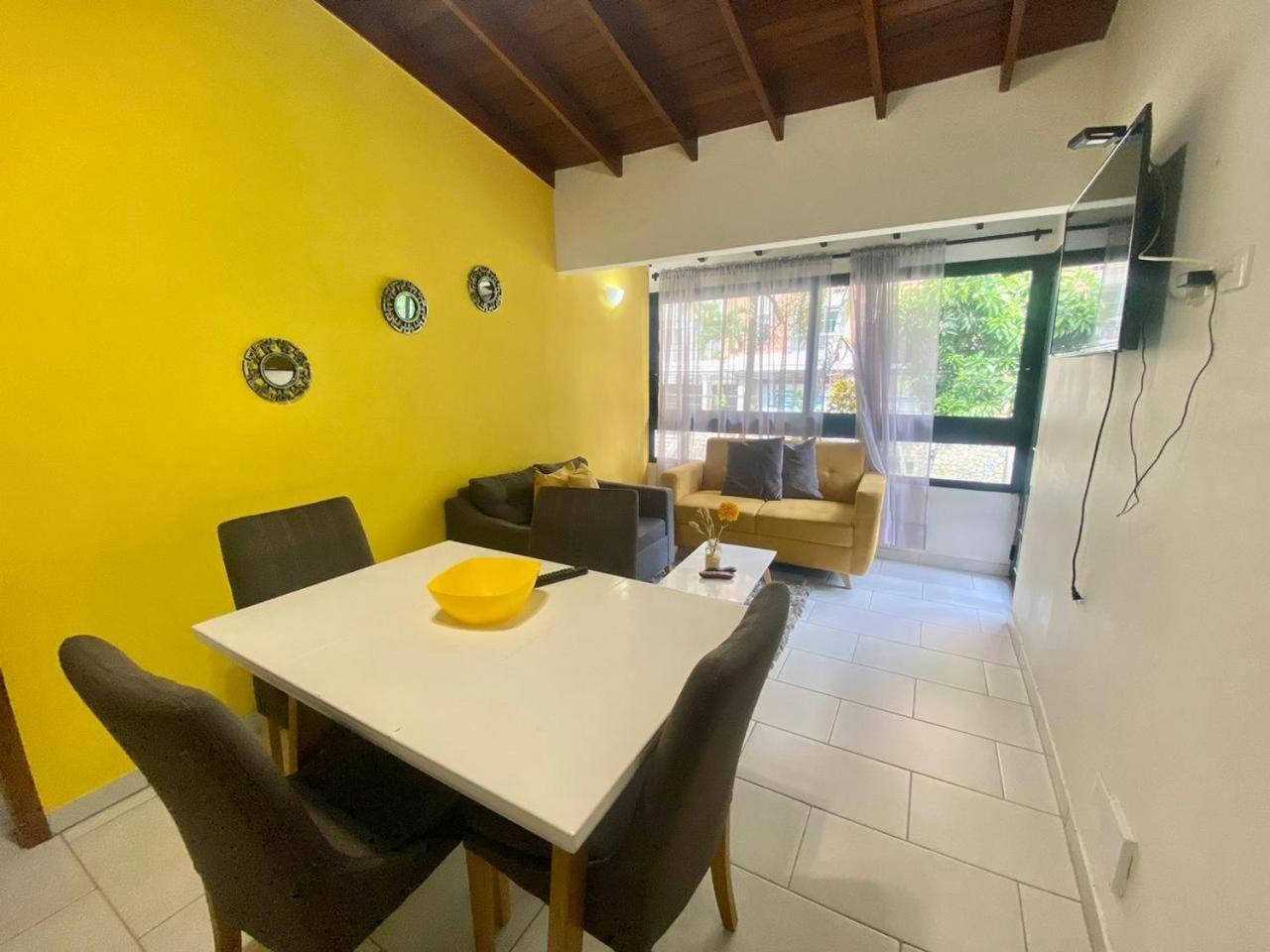 En Laureles Casa Margarita Tu Casa En Apartment *