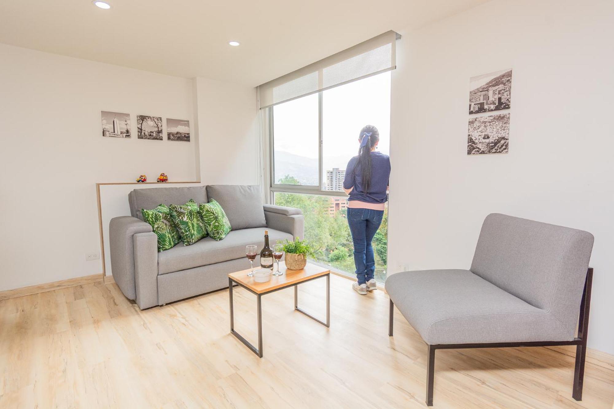 New! Homey Loft El Tesoro-fast Wifi Apartamento