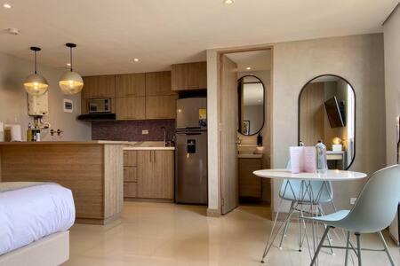 Cozy Loft In El Poblado Apartamento *