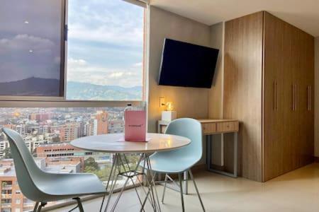 Cozy Loft In El Poblado * Medellín