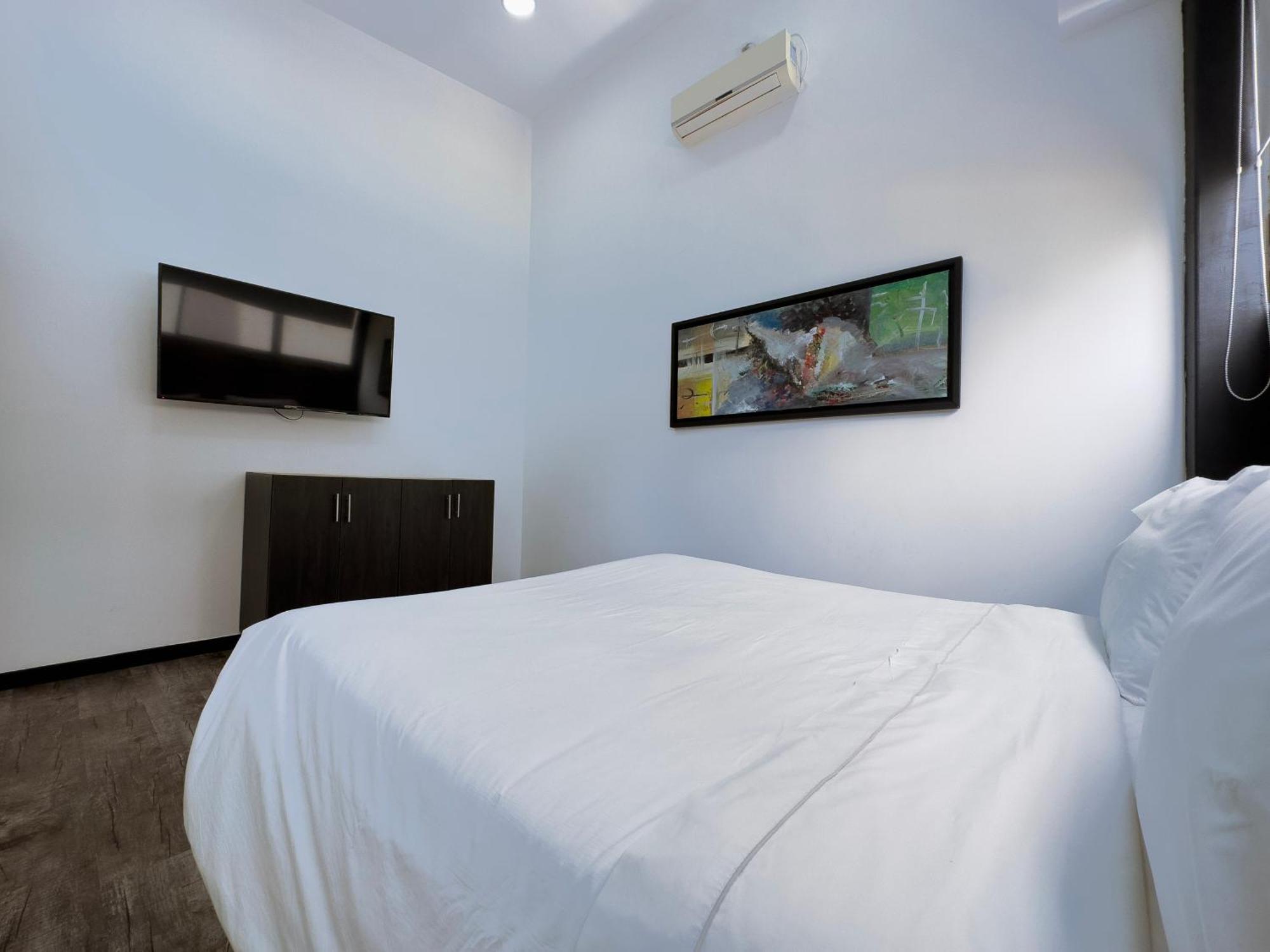 Provenza Lofts