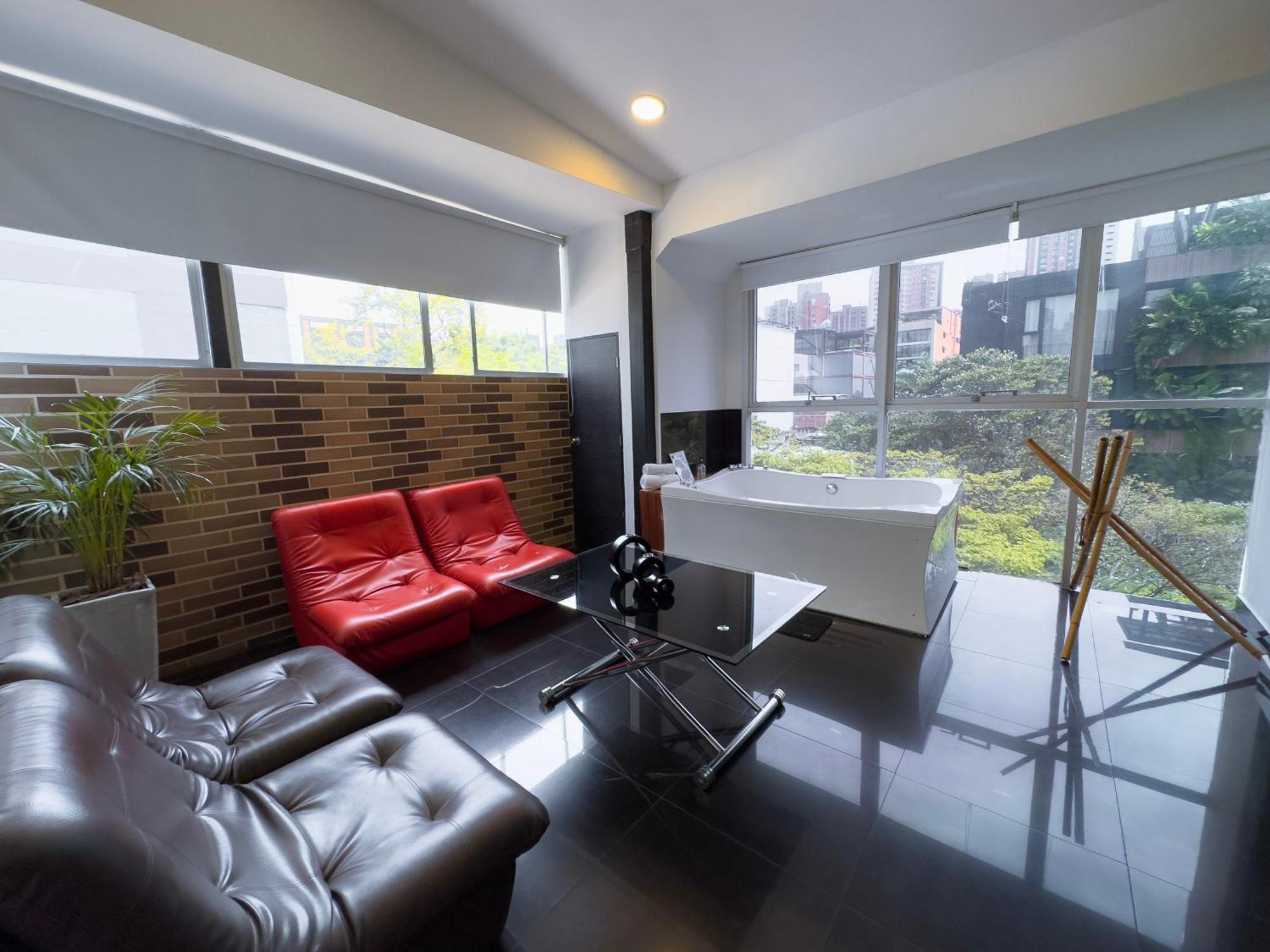 Provenza Lofts 3*