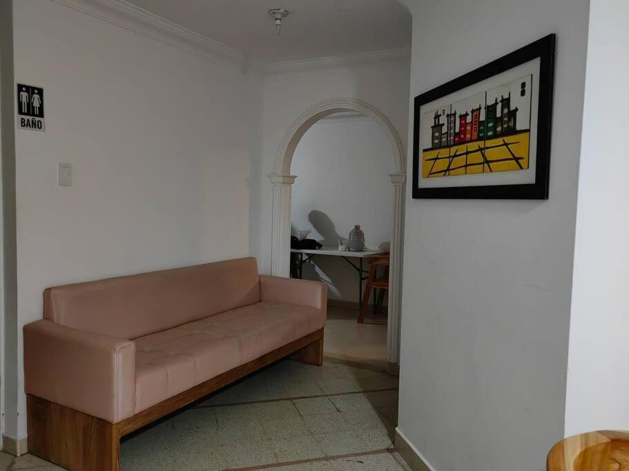 Apartamento Excelente Lugar Laureles Estadio Piso 1 *