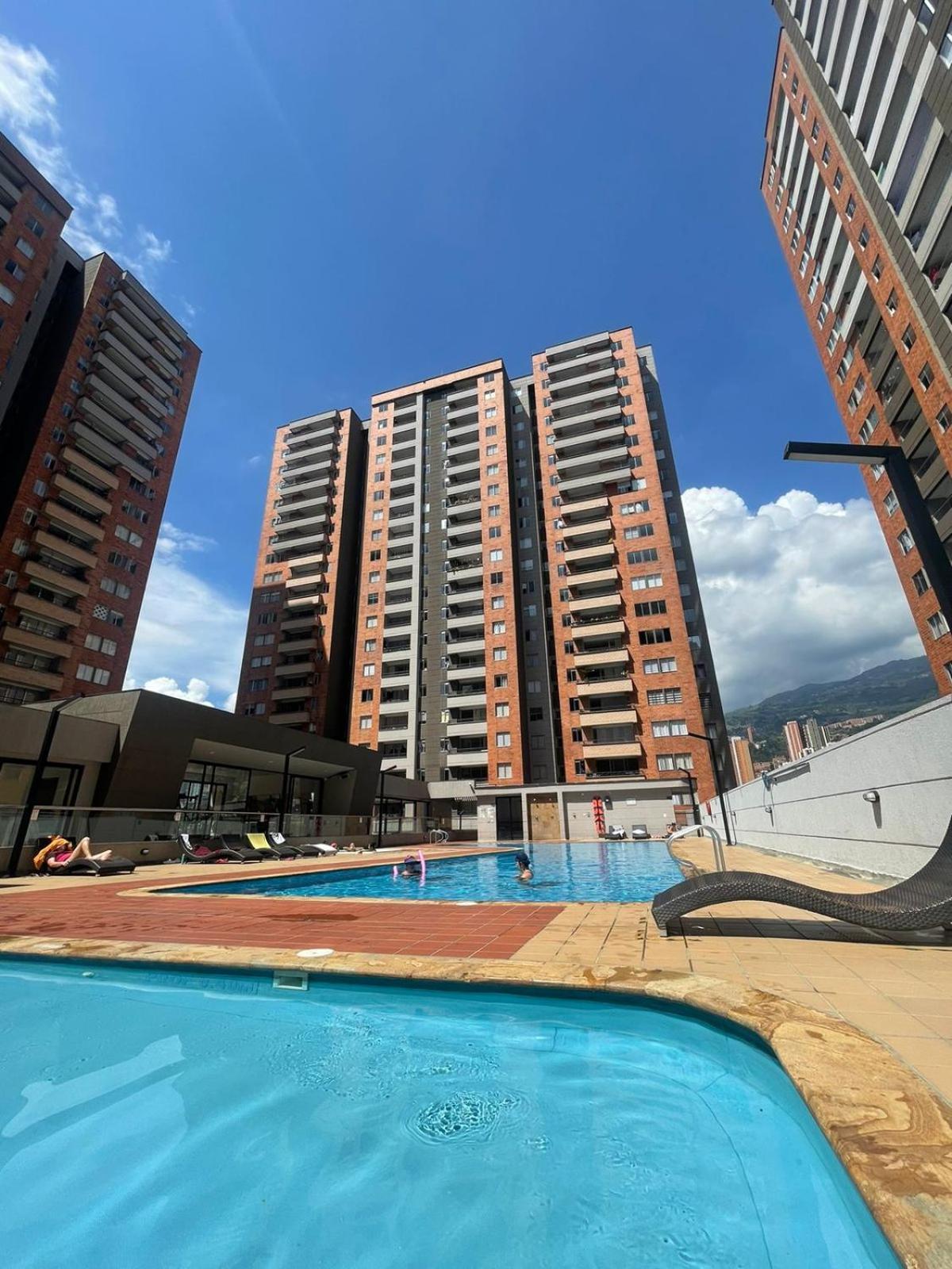 Masculina 1 Persona En Compartido Apartment Medellin