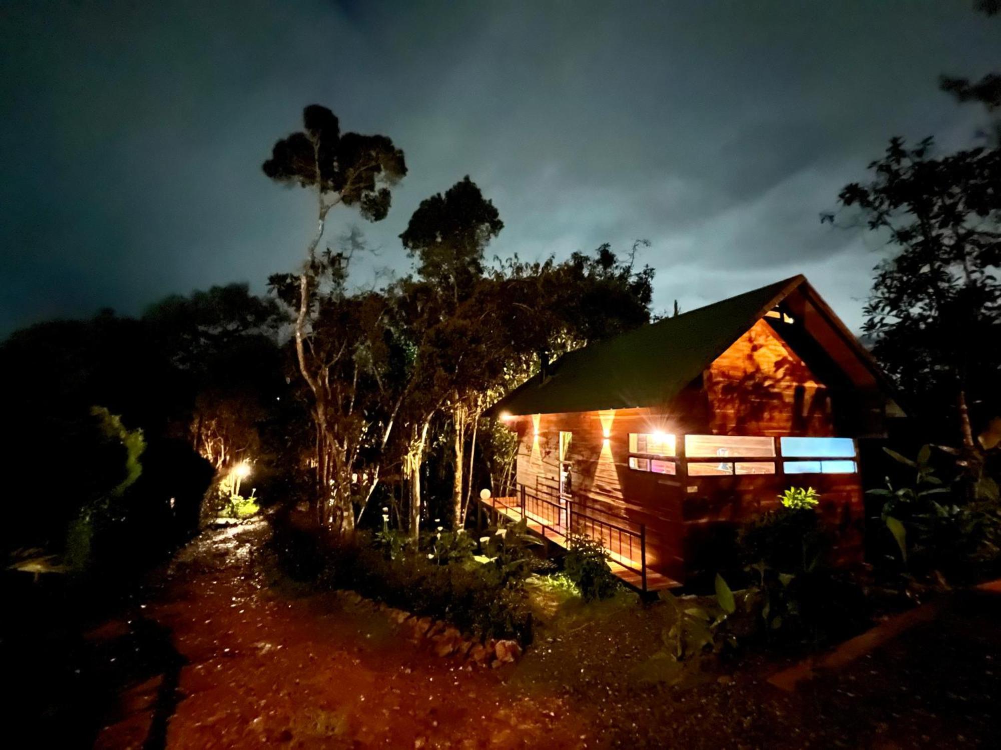 Chalet Boutique Cocuyos Santa Elena. Chalet Medellín