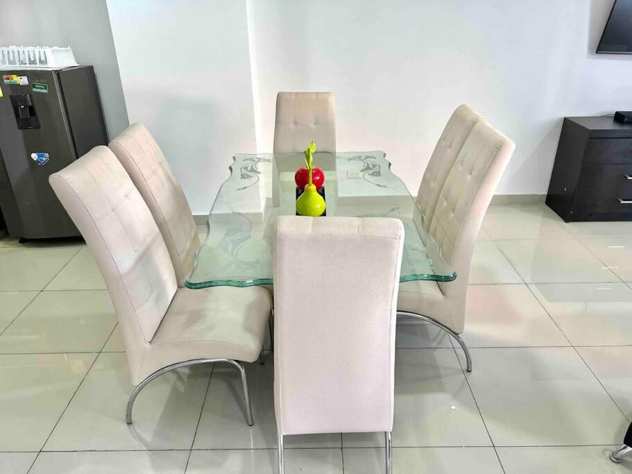 Perfect 3br Location *