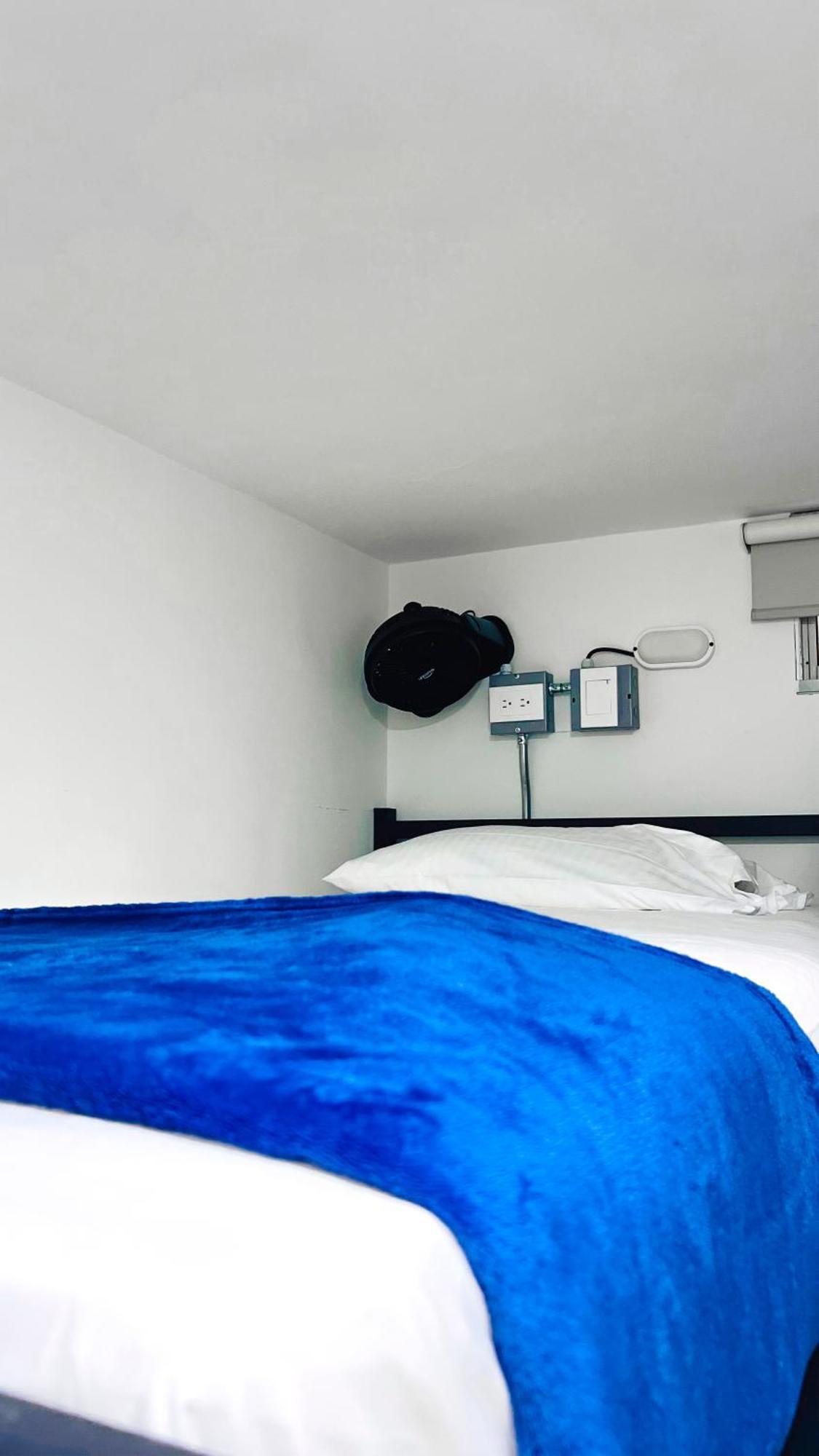 Kromatic Hotel