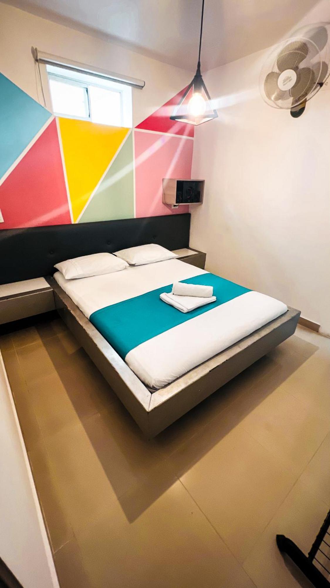Kromatic Hotel *