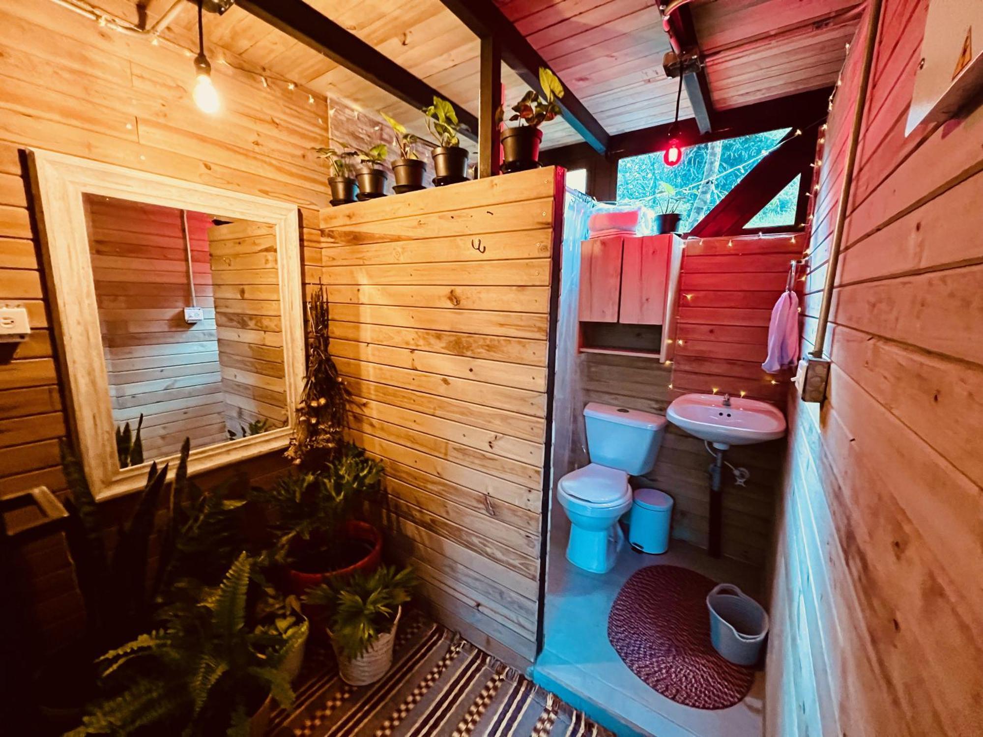 Chalet Boutique Cocuyos Santa Elena. Medellín