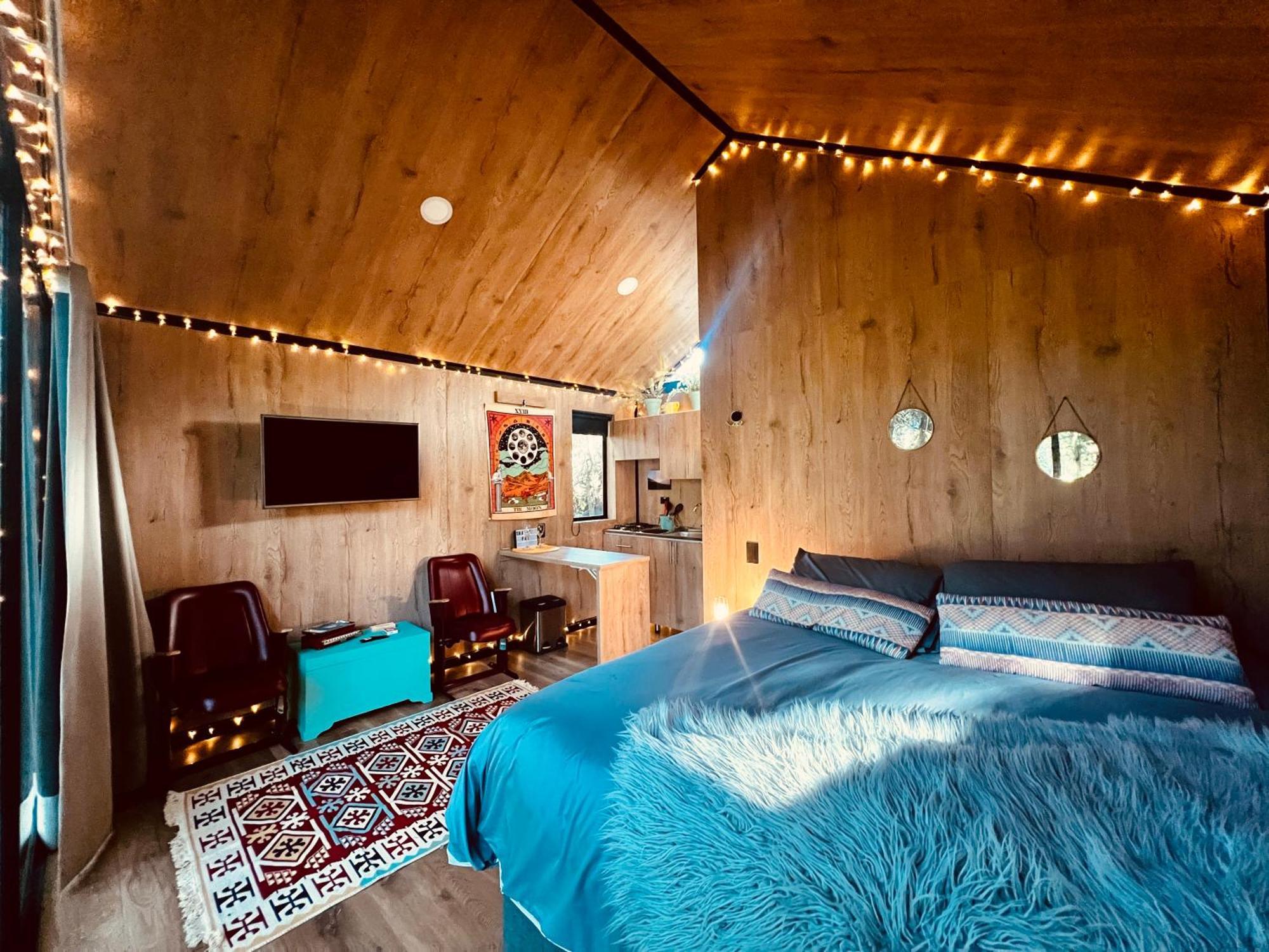 Chalet Boutique Cocuyos Santa Elena. Chalet