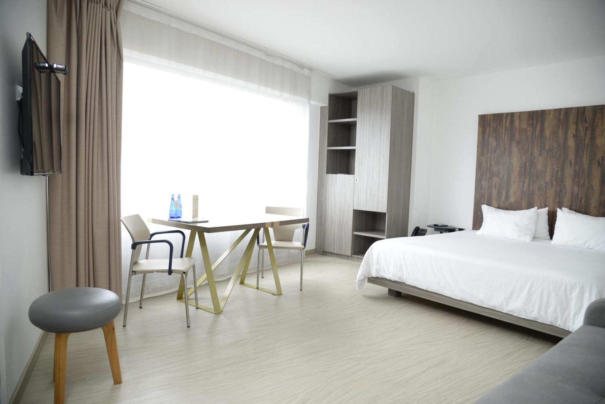Viaggio Hotel 4*