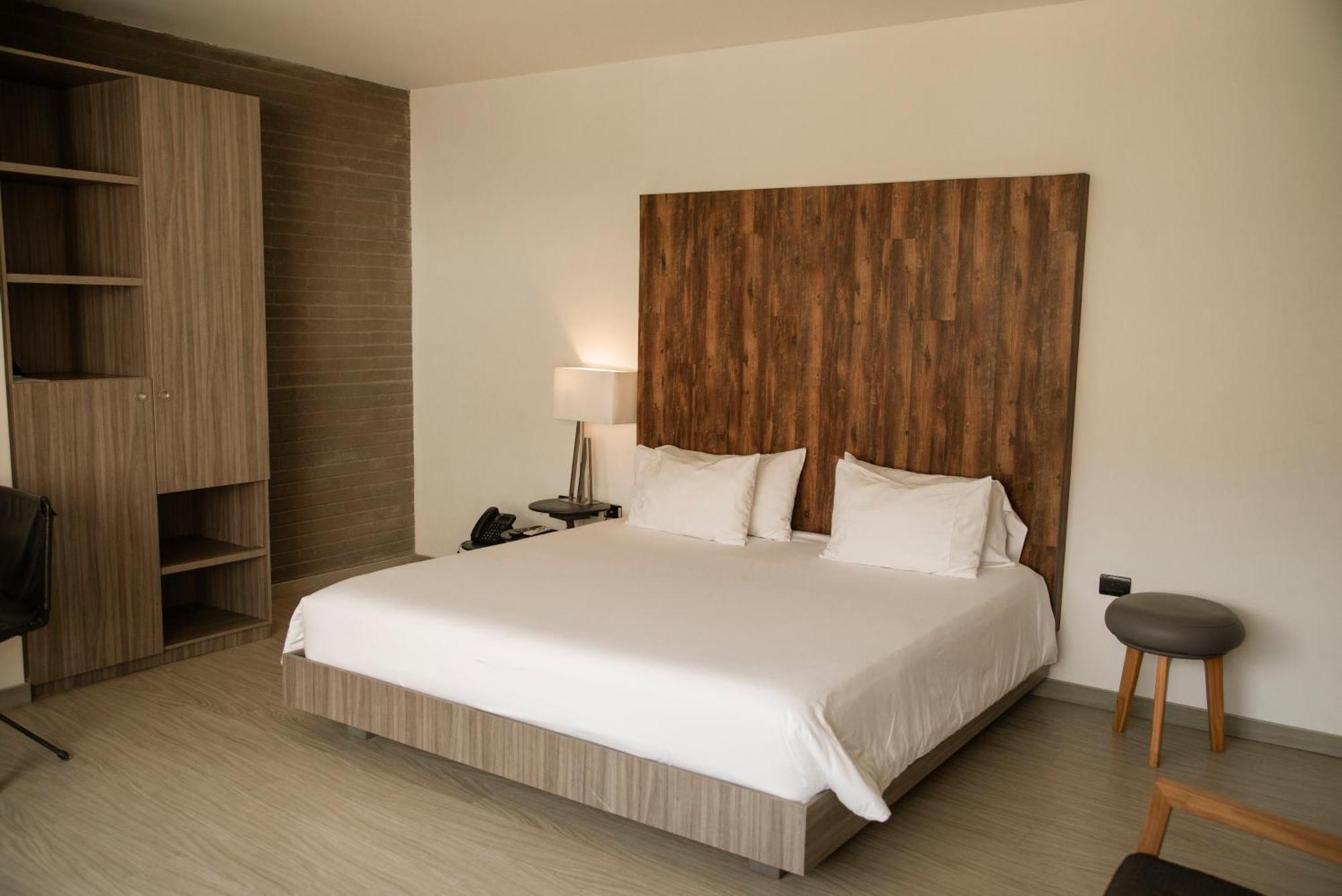 Viaggio 4* Medellin