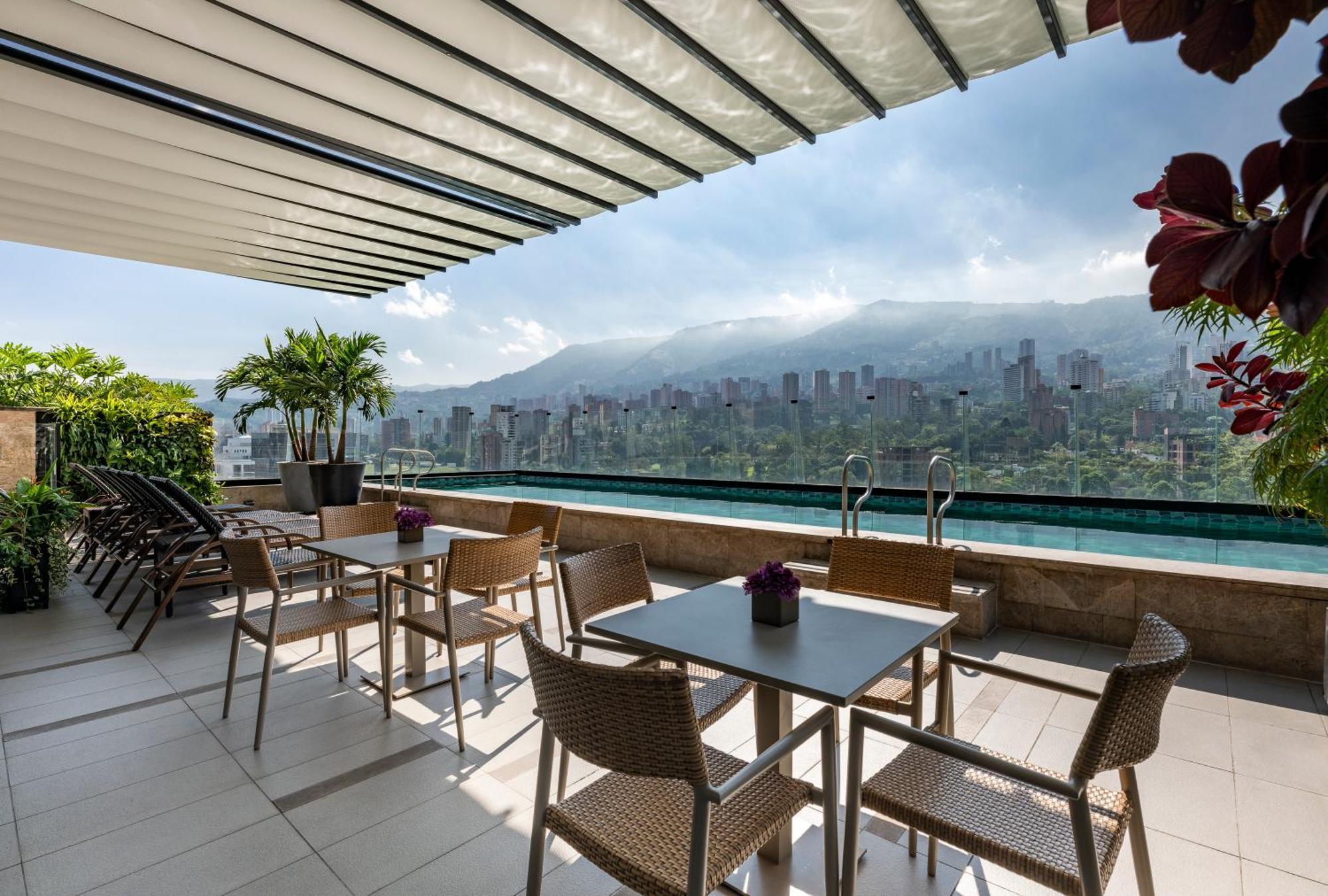 York Luxury By Preferred