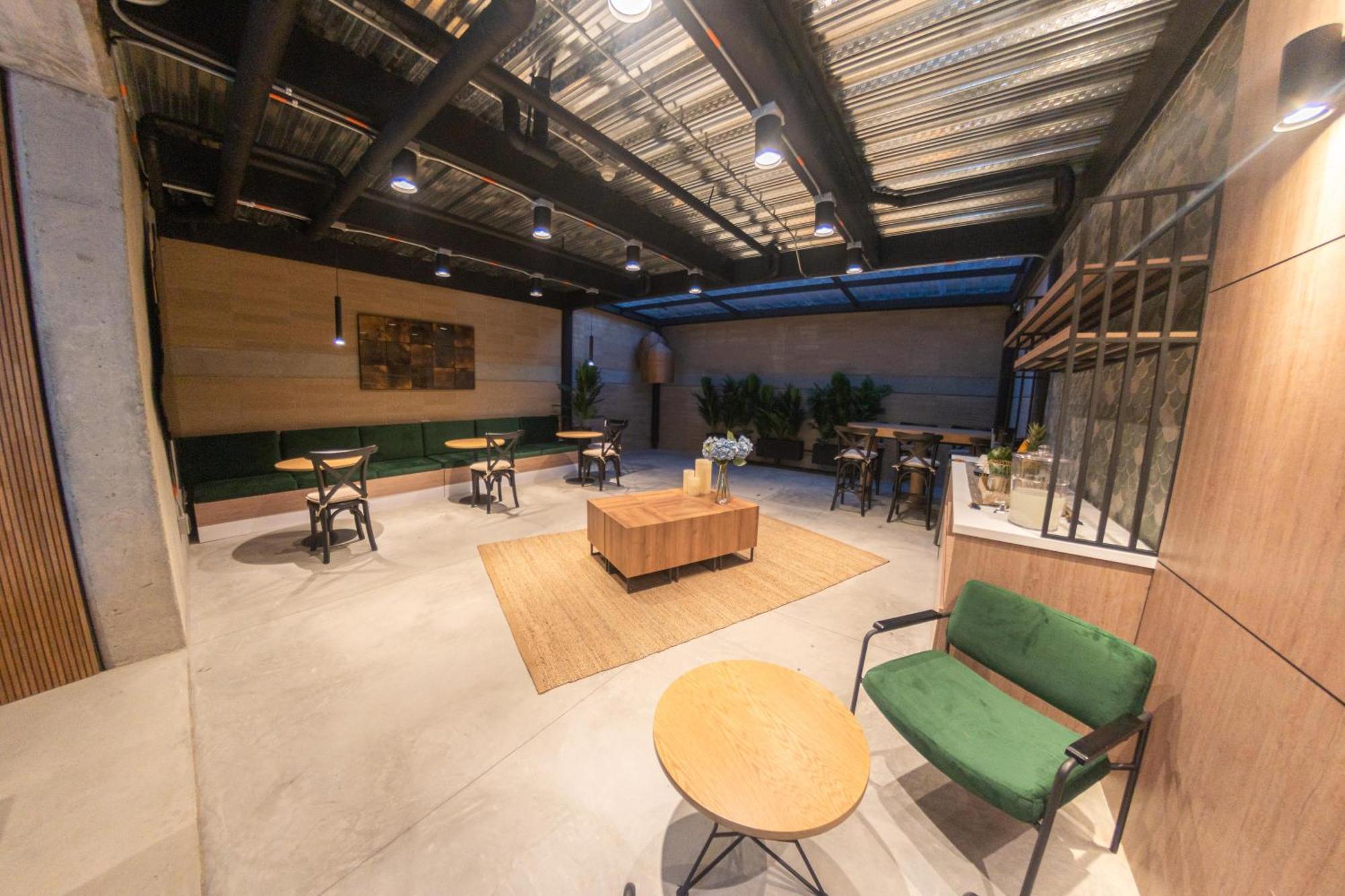 Loft 43 Apartahotel