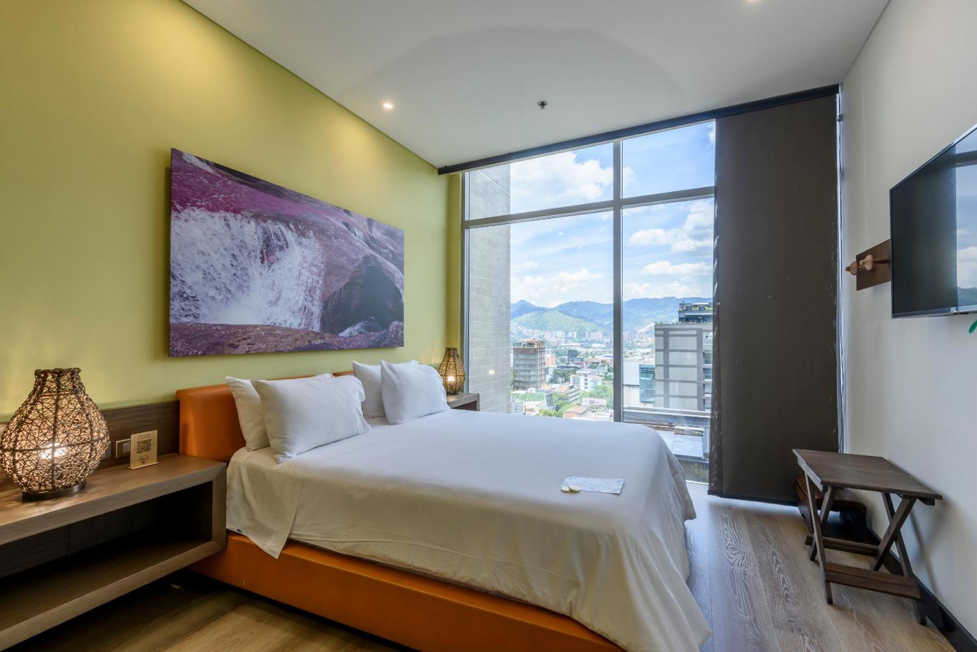 Diez Categoría Colombia 5* Medellín