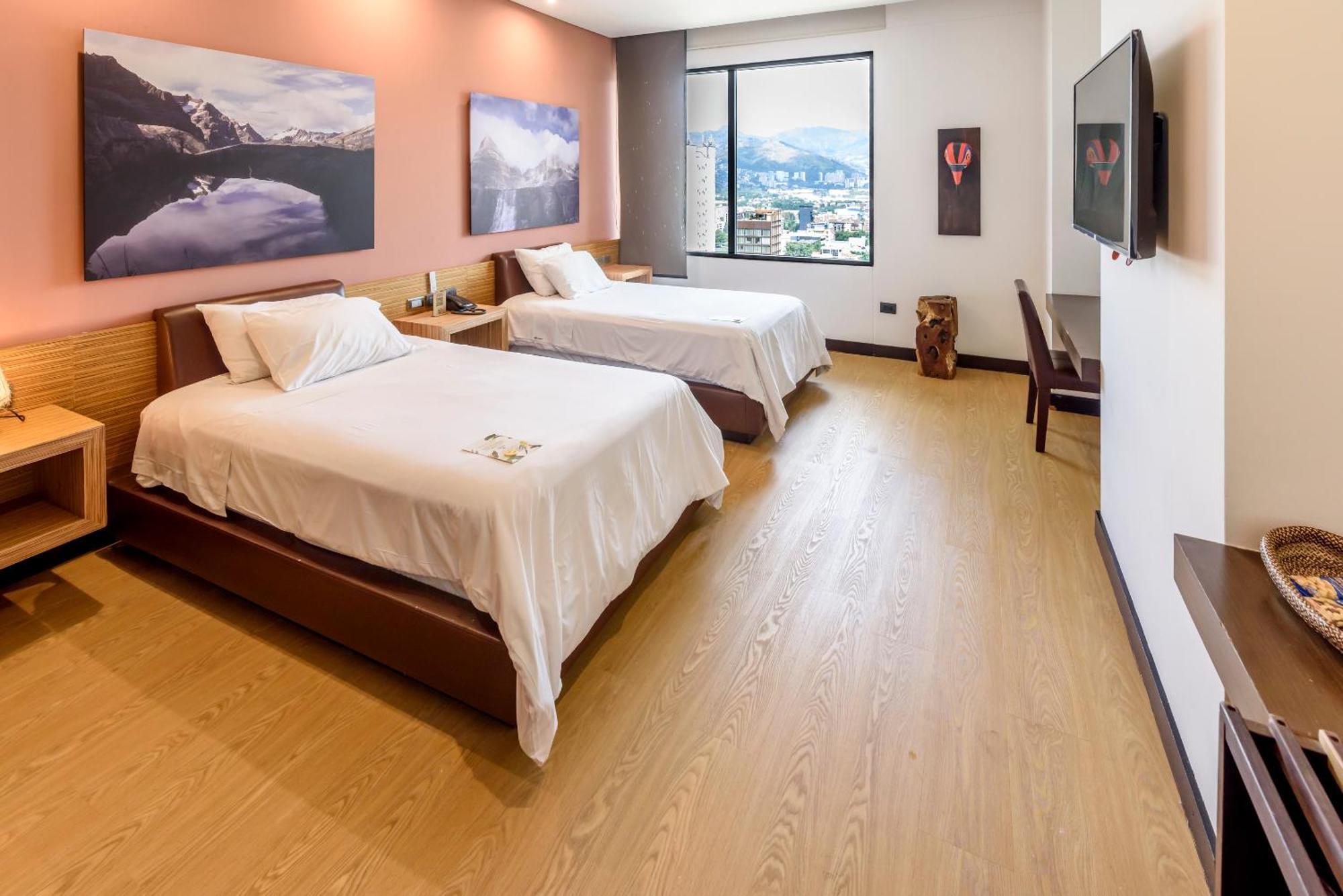 Diez Categoría Colombia Medellín