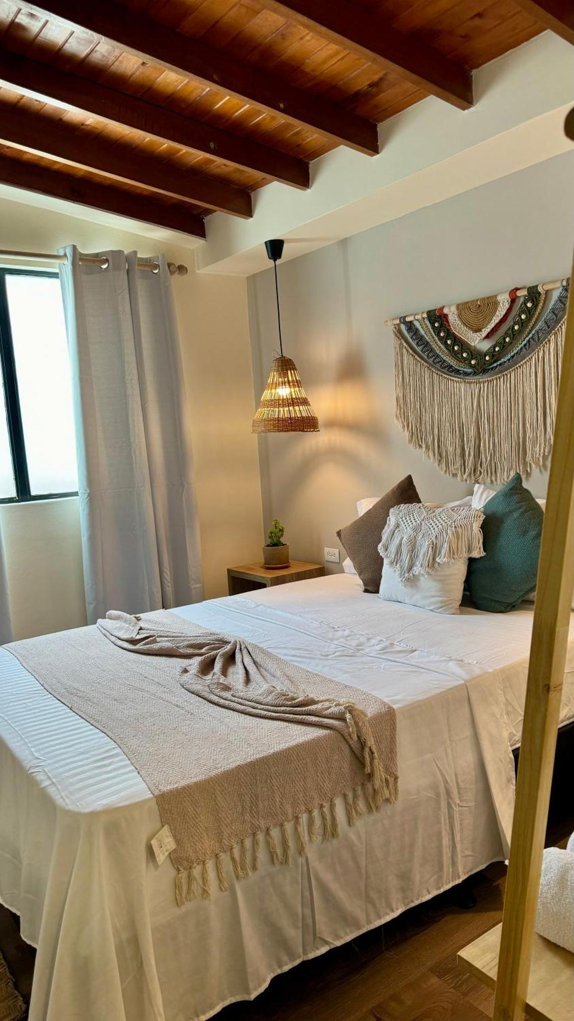Bed and breakfast Luum Casa Manila *