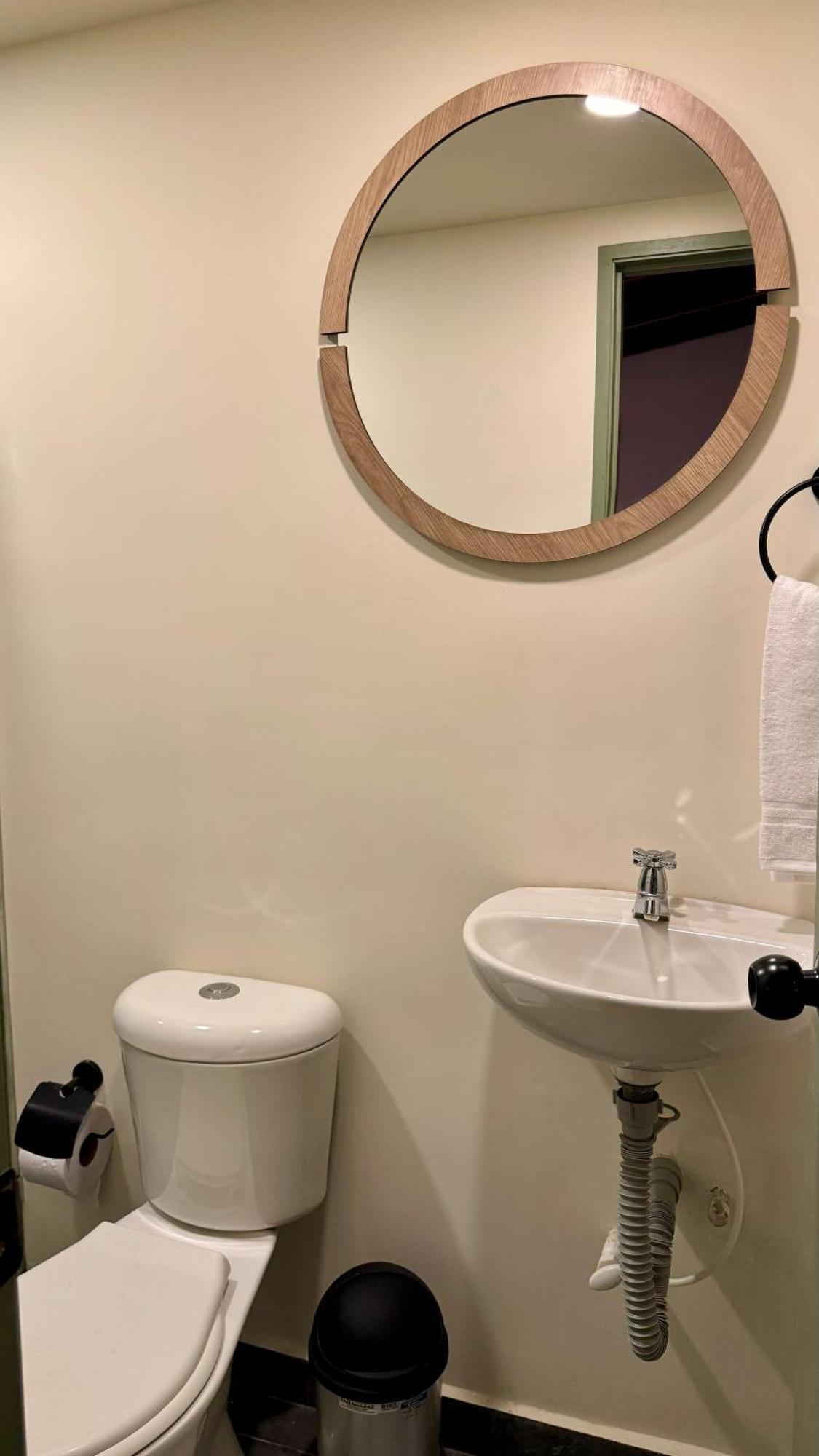 Luum Casa Manila Bed and breakfast