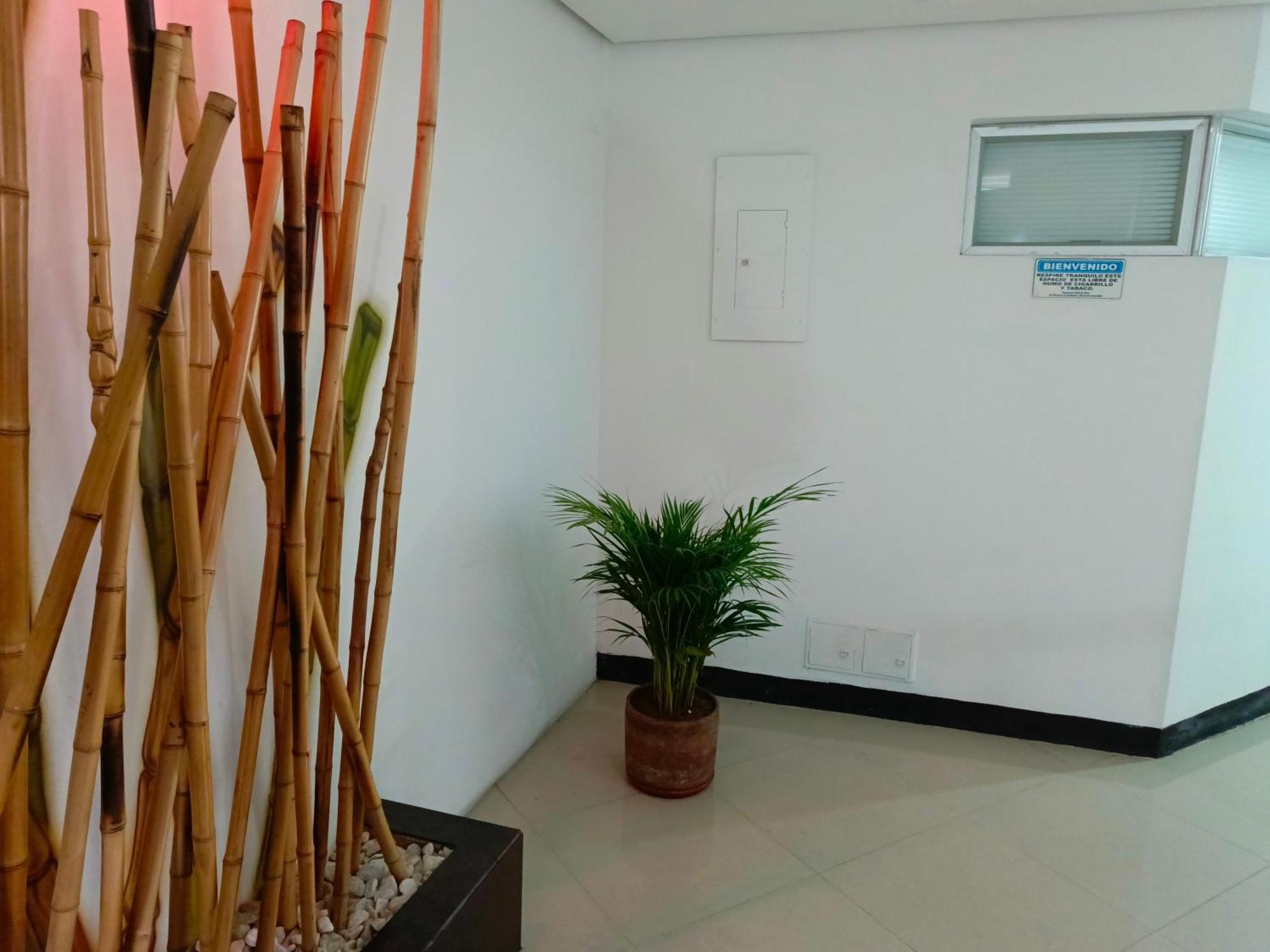 Hotel Laureles 3*