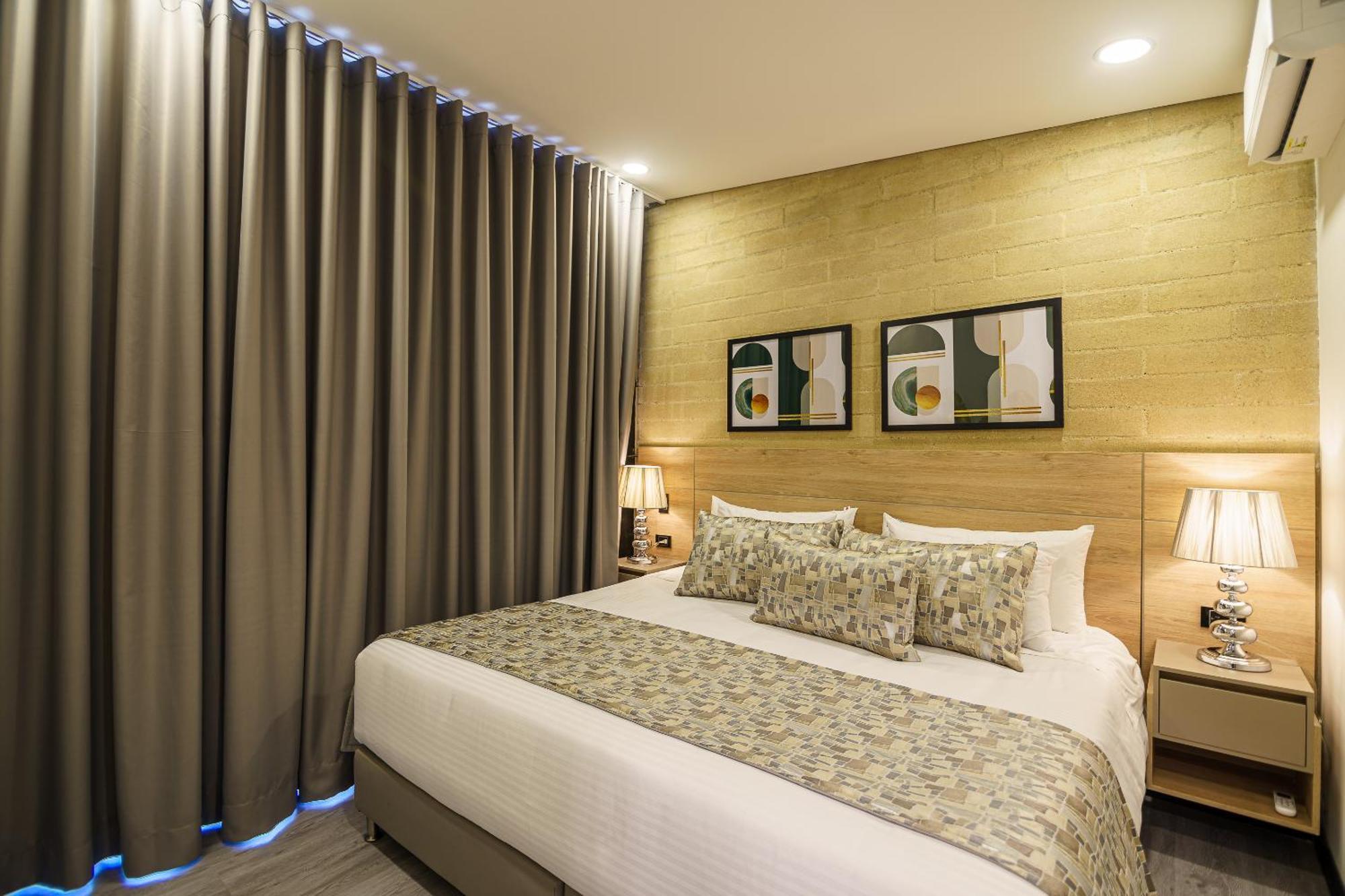 Hotel First Class Medellín
