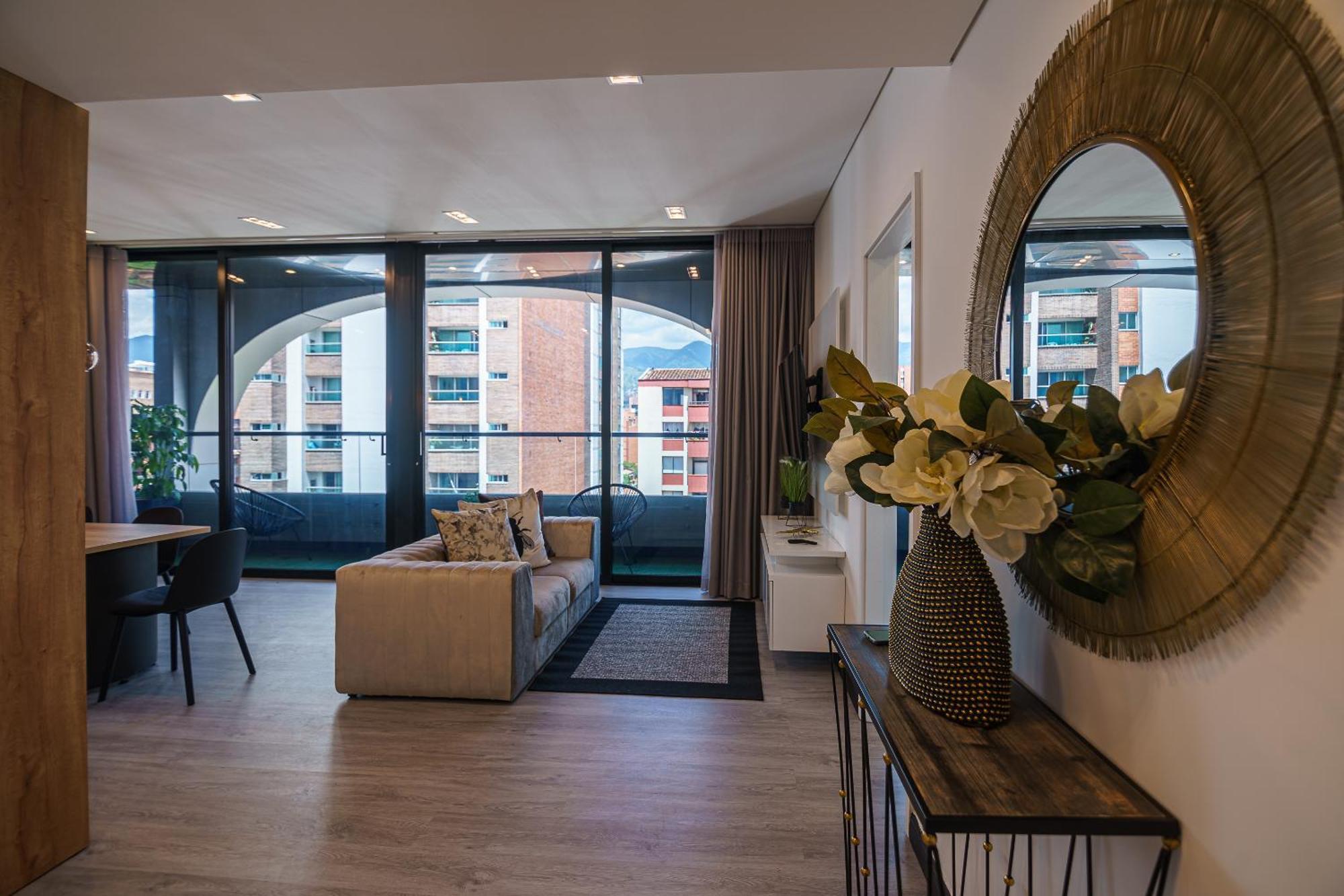 Hotel First Class 4*