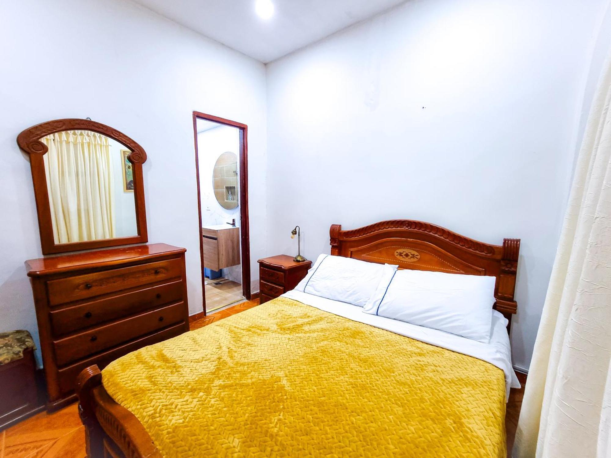 Comoda Casa Cerca Al Estadio Y Metro, Barrio Floresta, Apartamento *