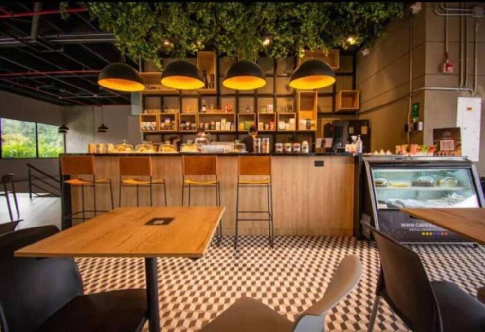Apartamento Bright Topfloor A/c, Poblado Coworking1412