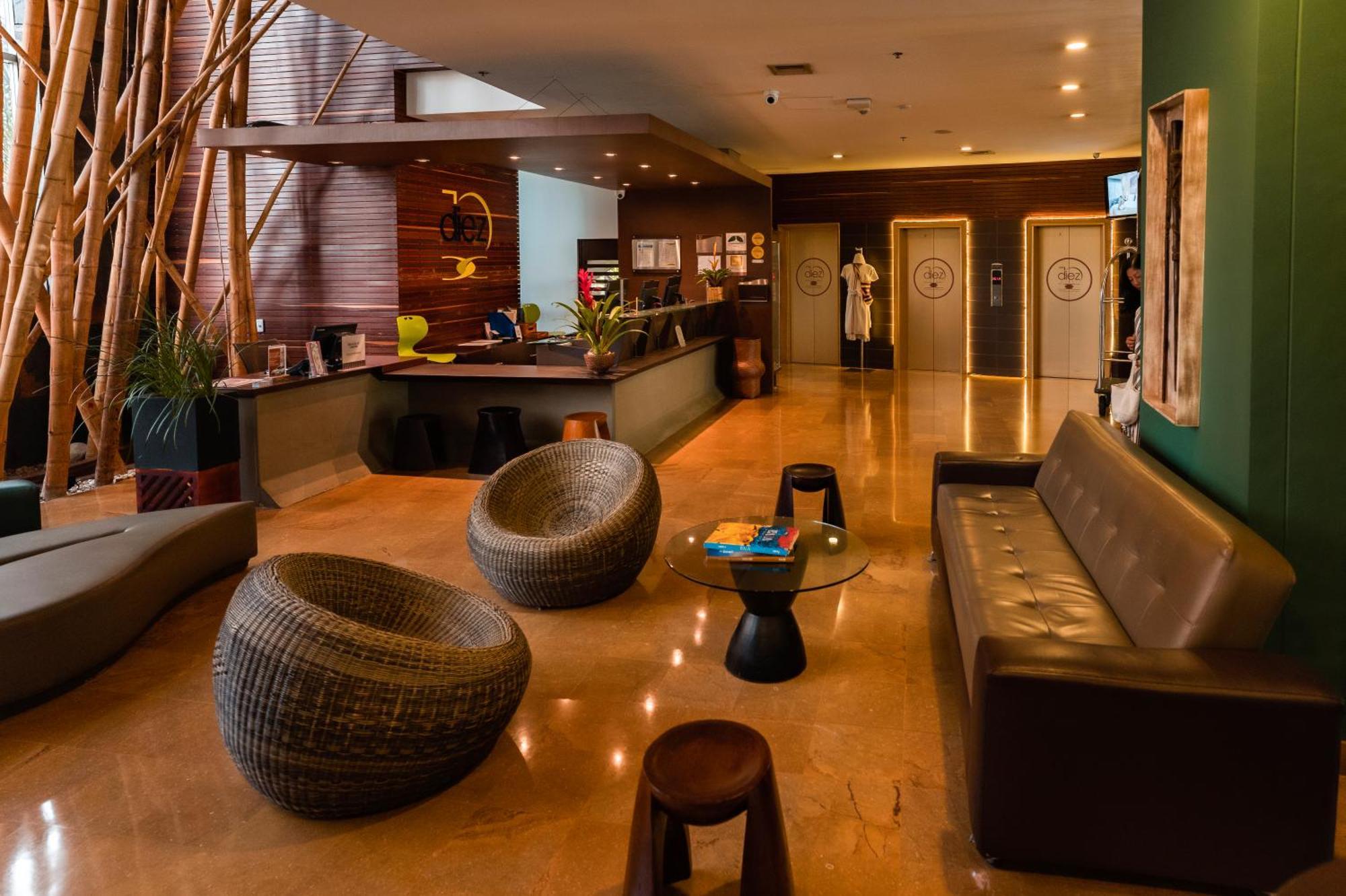 Hotel Diez Categoría Colombia