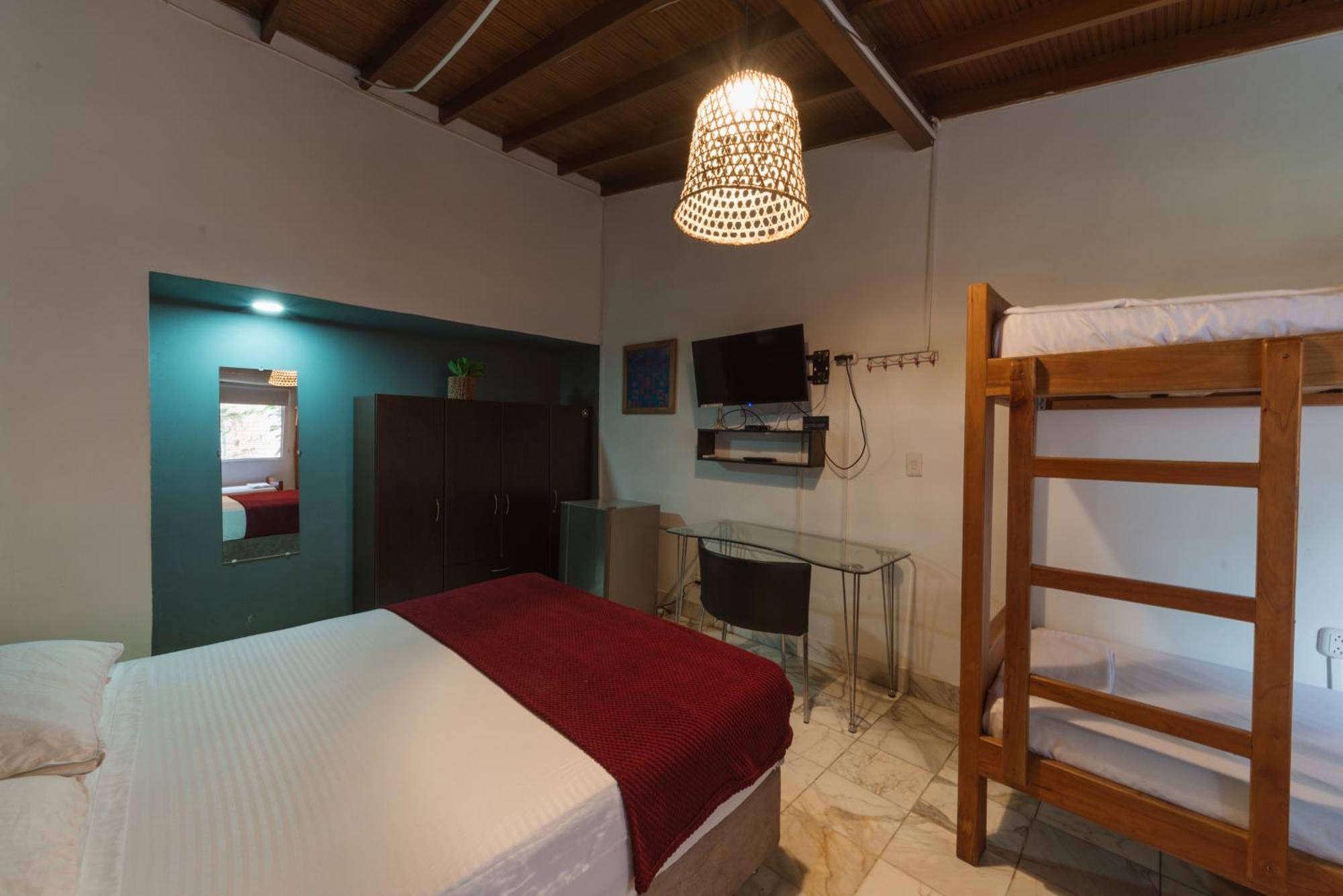 Living Hostal