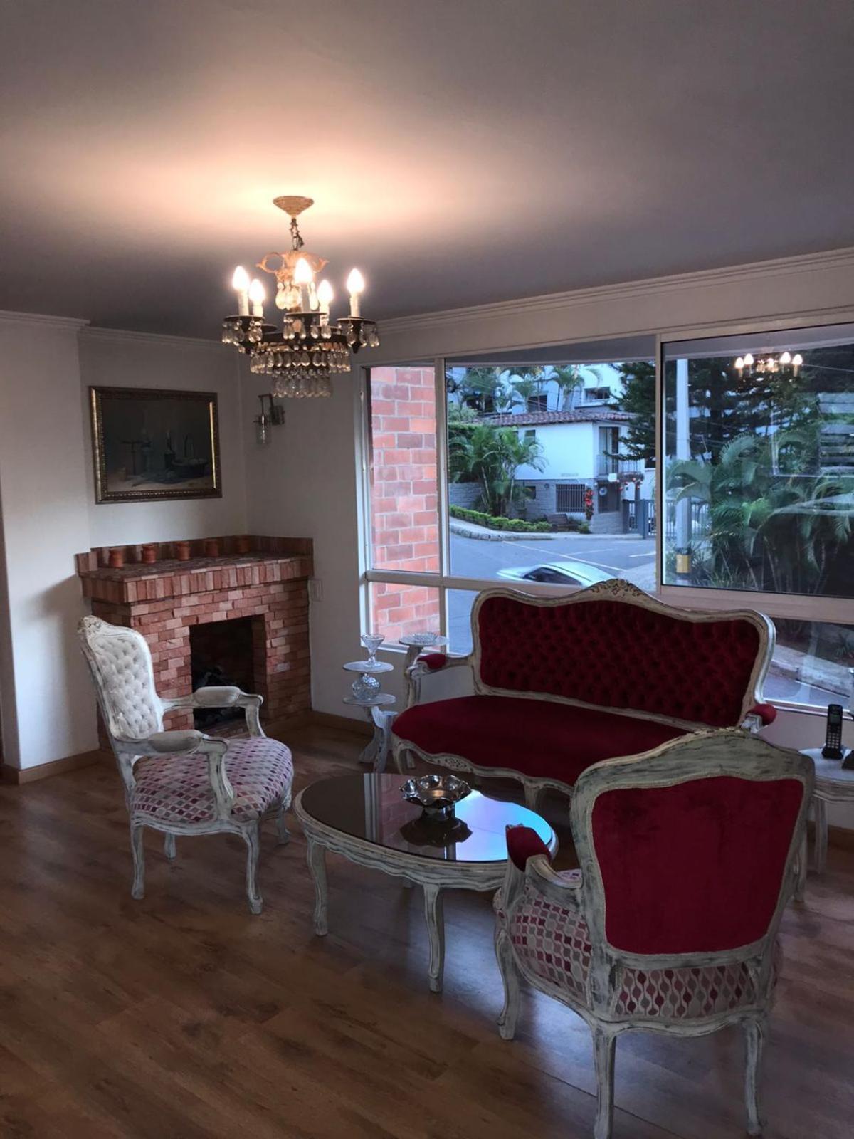 Apartasuitte La Provincia Apartment *