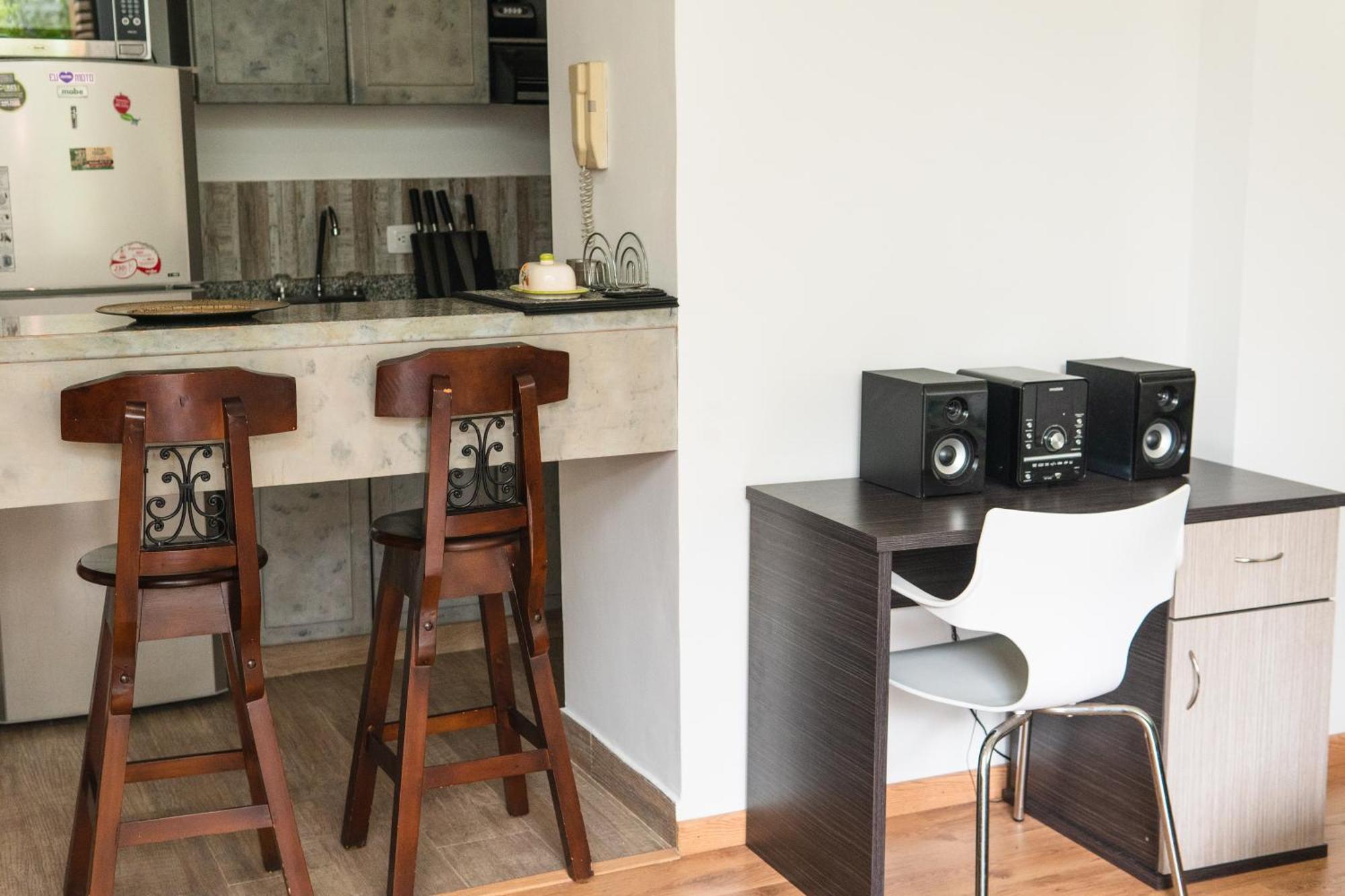 Apartasuitte La Provincia Apartment *