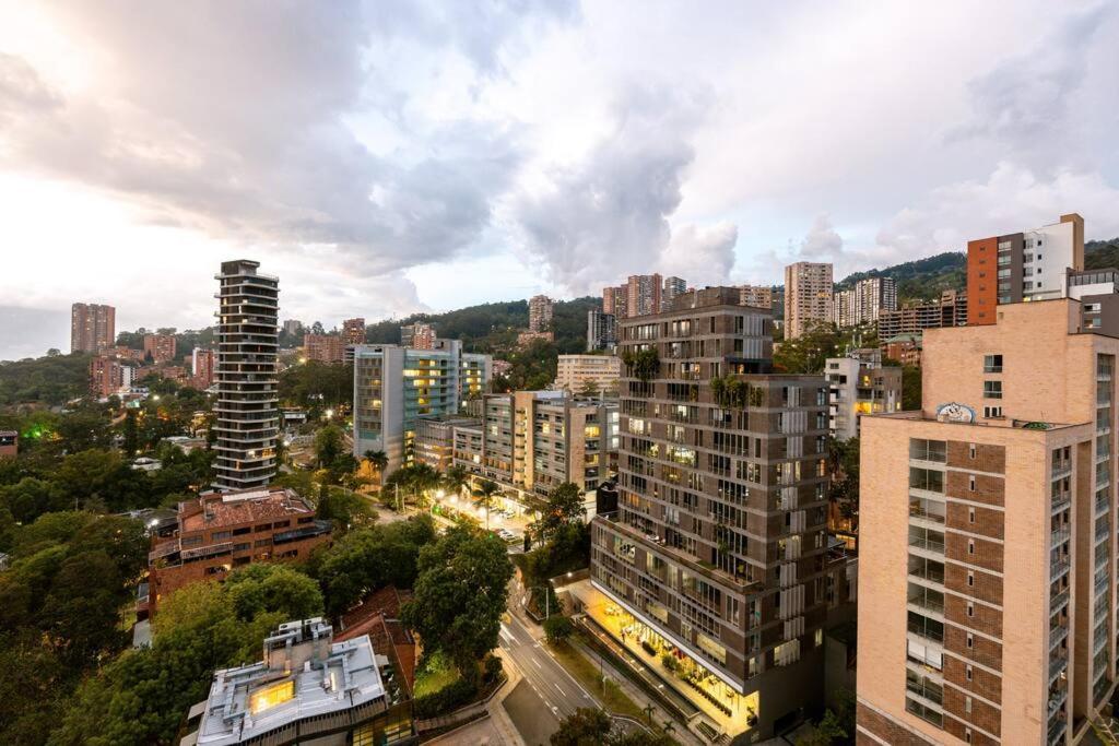 Energy Living - Ultimate In Apartamento Medellín