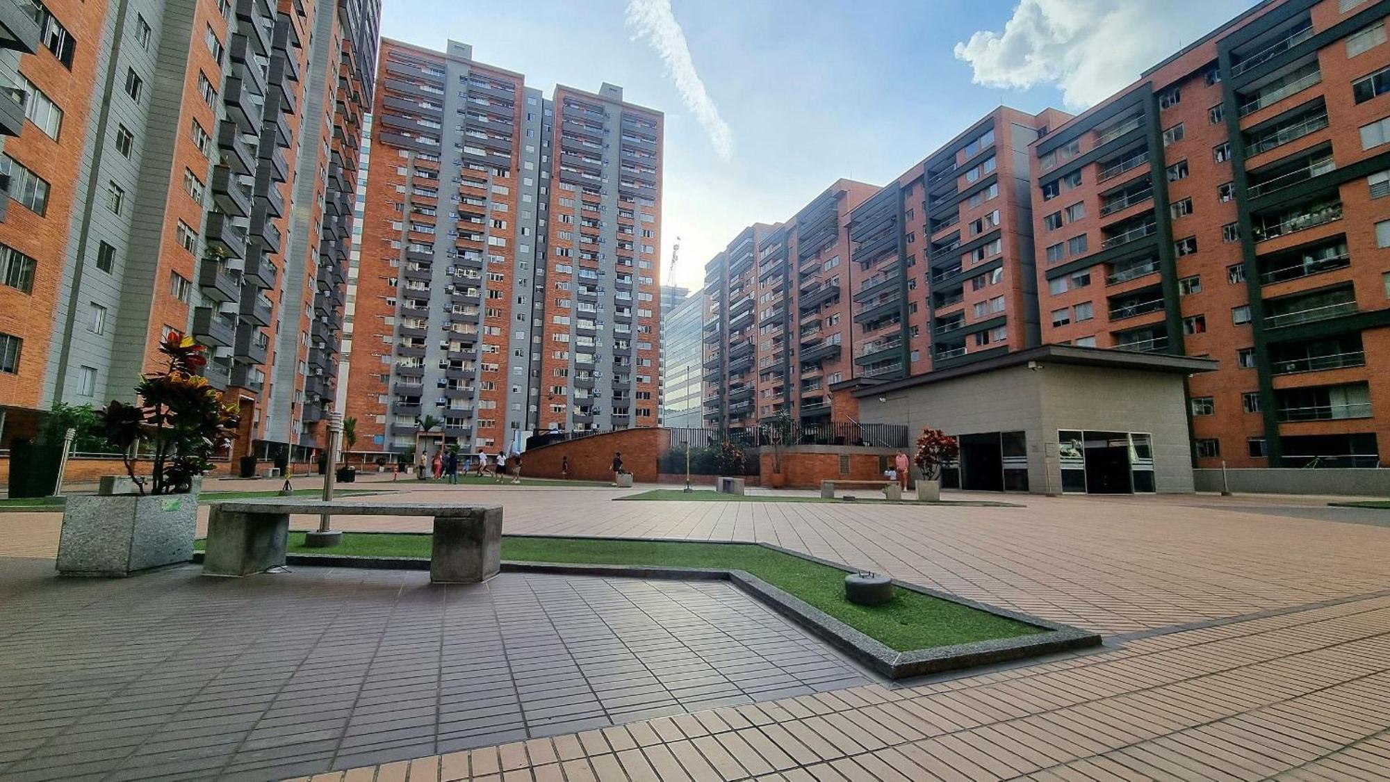 Apto Retro Chic 7 En El De La Zona Mas Vibrante Medellín