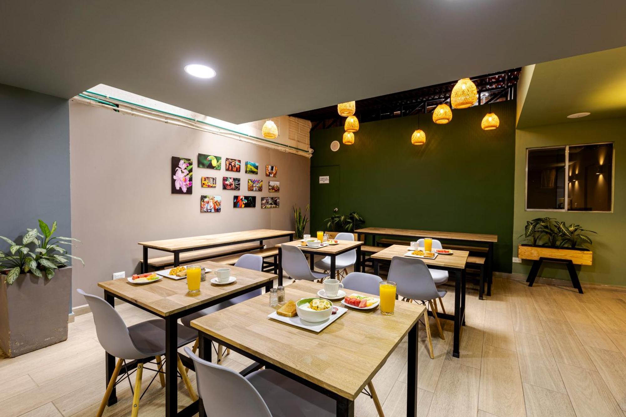 Poblado 3* Medellin