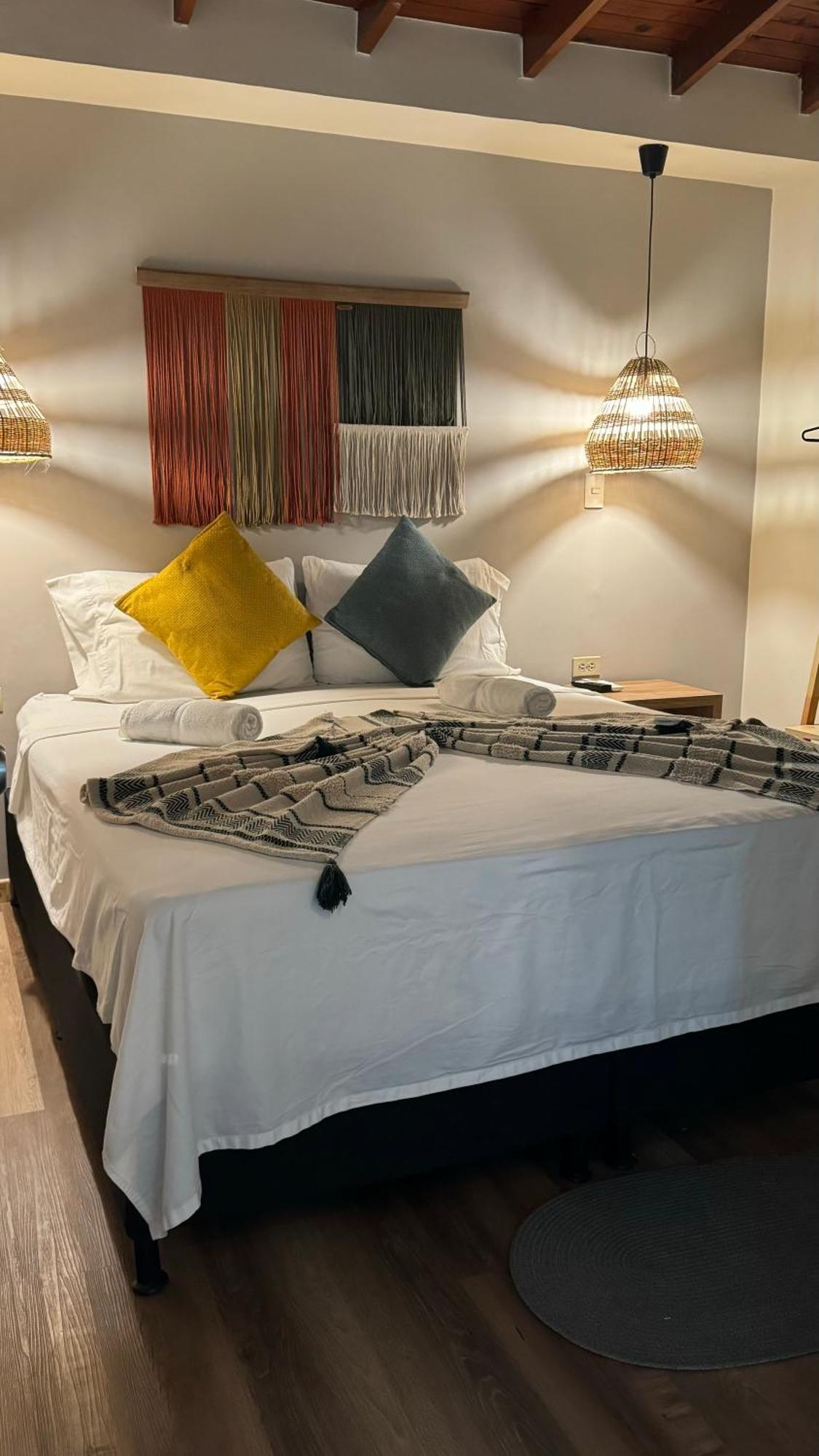 Bed and breakfast Luum Casa Manila *