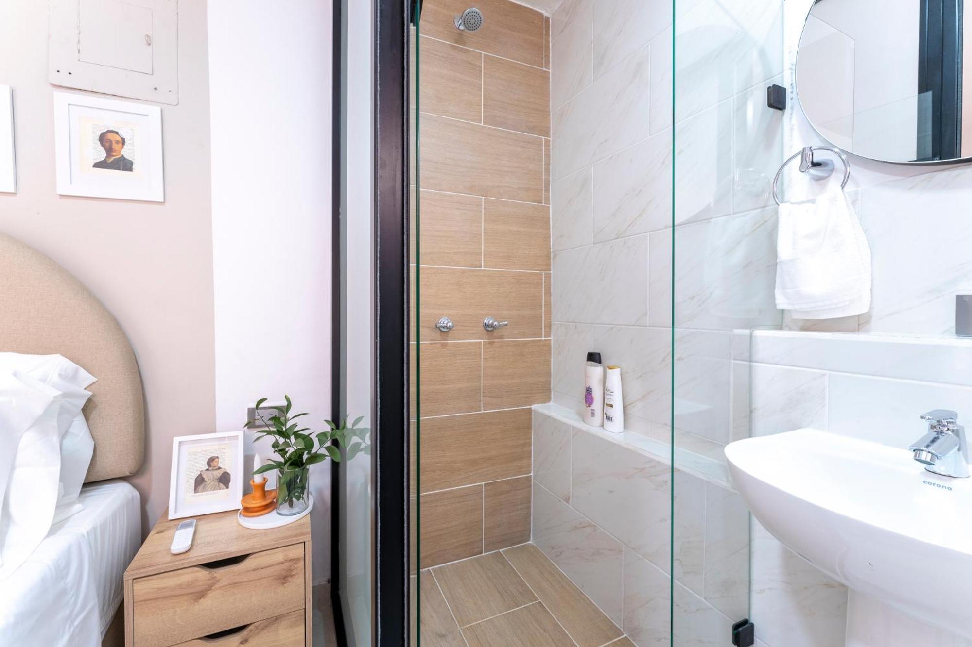 Cozy Located In Manila With Jacuzzi And Ac Apartamento *