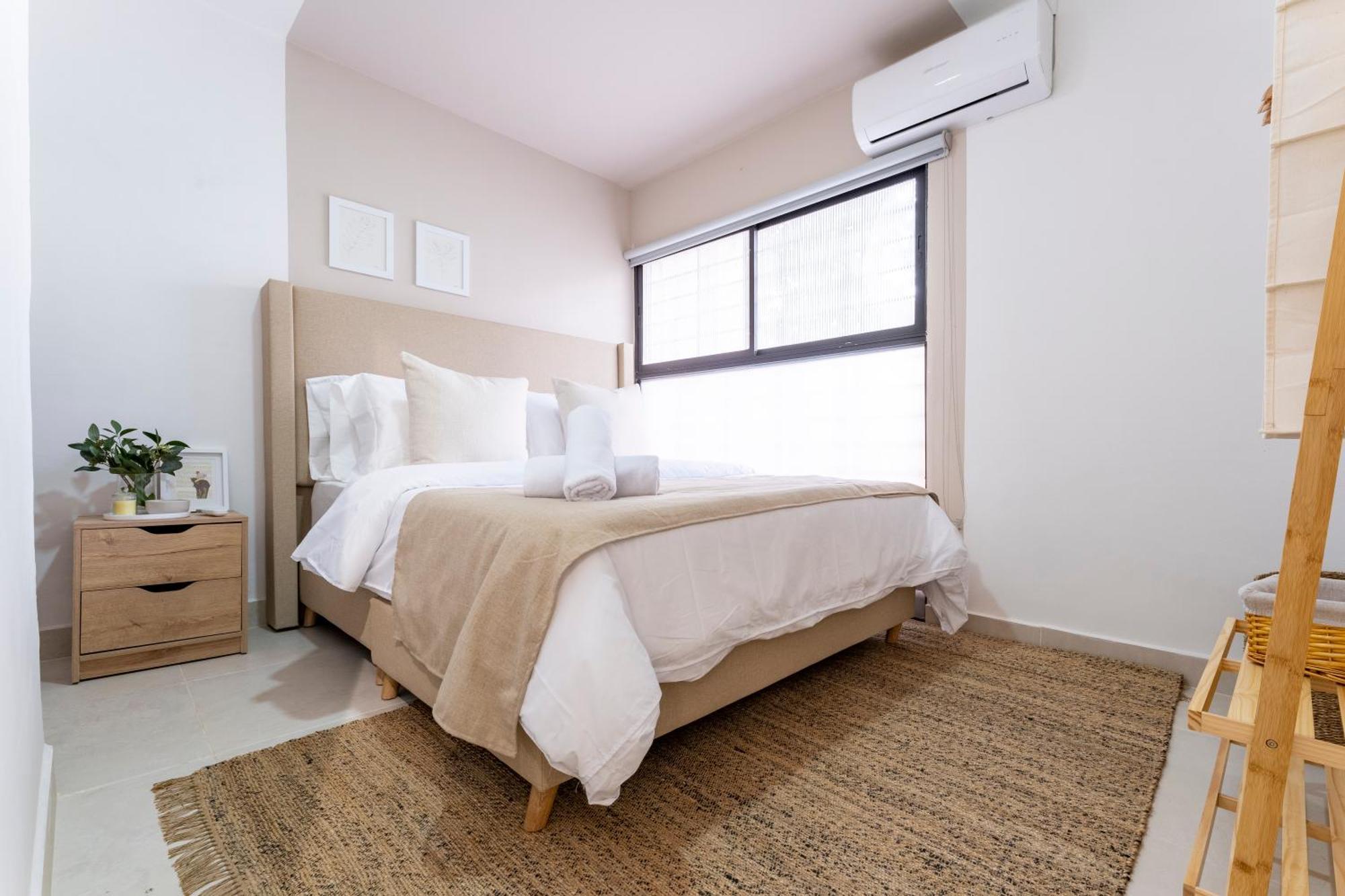 Apartamento Cozy Located In Manila With Jacuzzi And Ac *