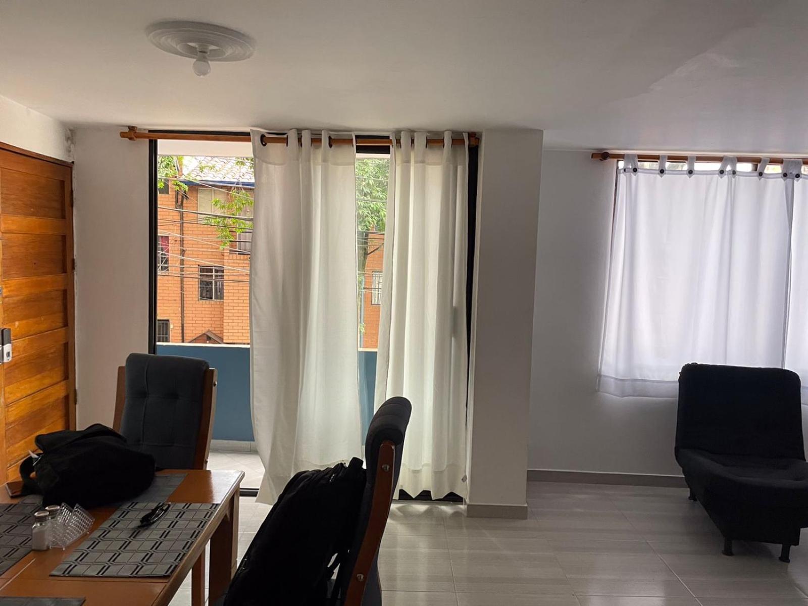 Apartamento Cozy In A Neighborhood Medellín